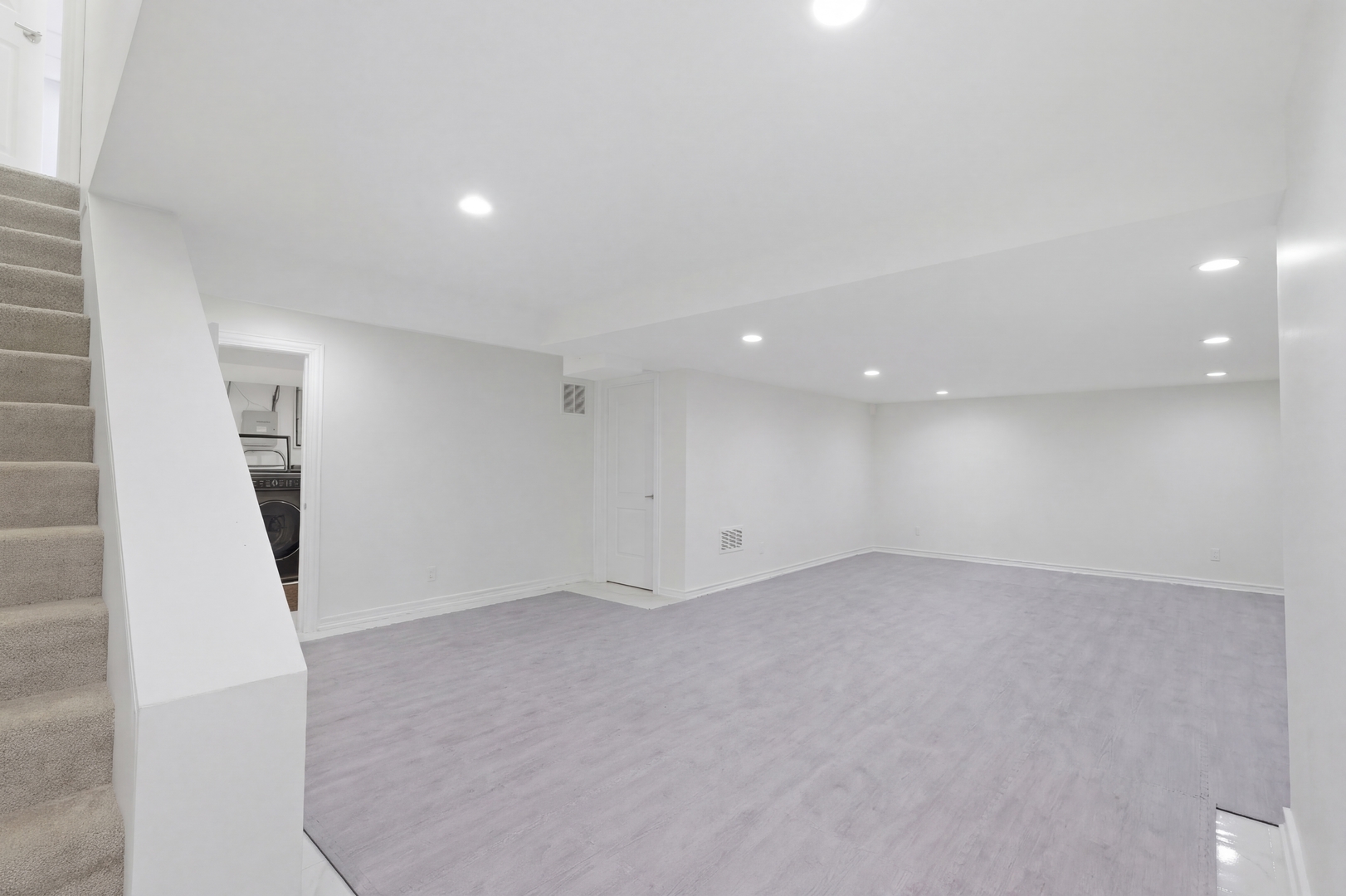 532 Lois Court, Mount Prospect, IL 60056