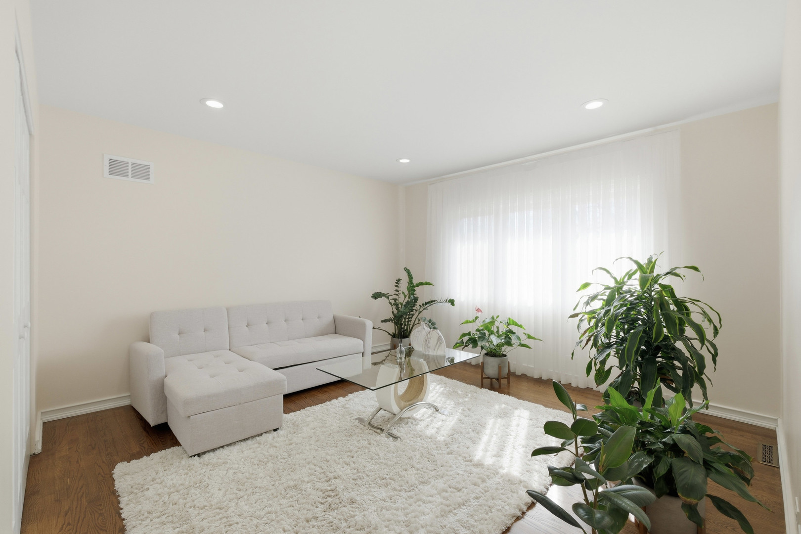 532 Lois Court, Mount Prospect, IL 60056