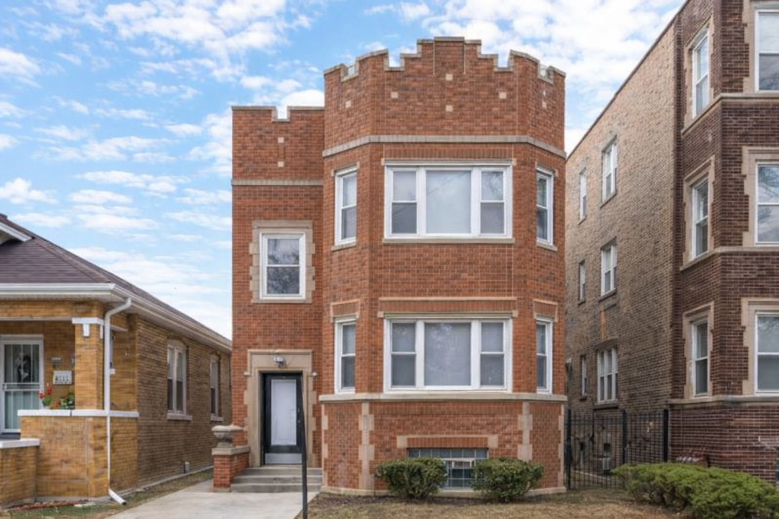 8210 S Justine Street, Chicago, IL 60620