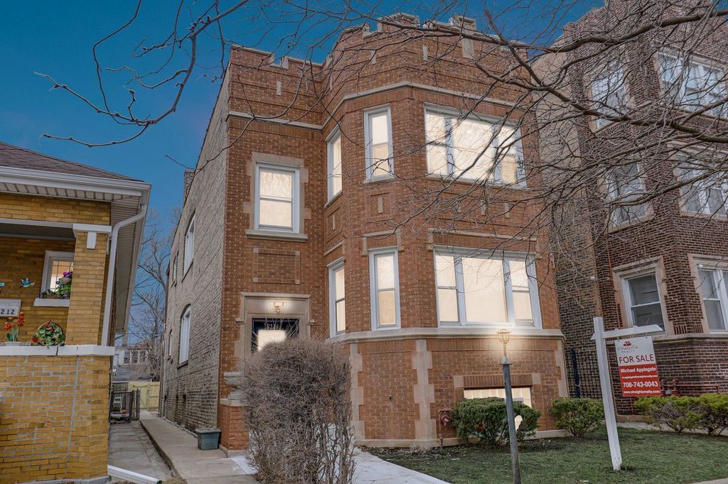 8210 S Justine Street, Chicago, IL 60620