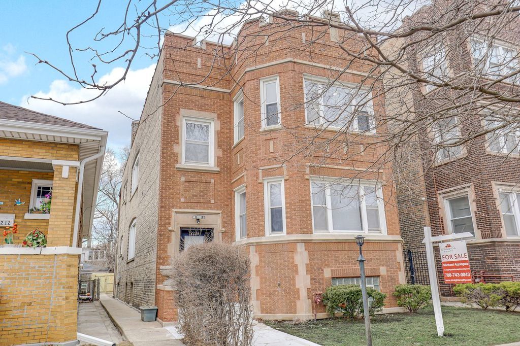 8210 S Justine Street, Chicago, IL 60620