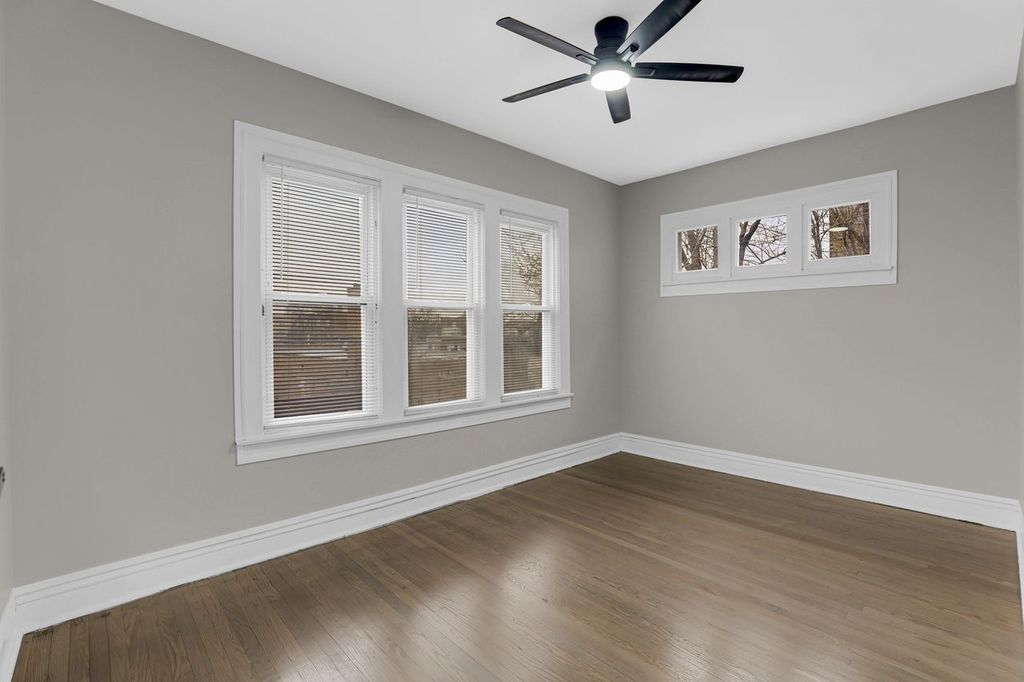 8210 S Justine Street, Chicago, IL 60620