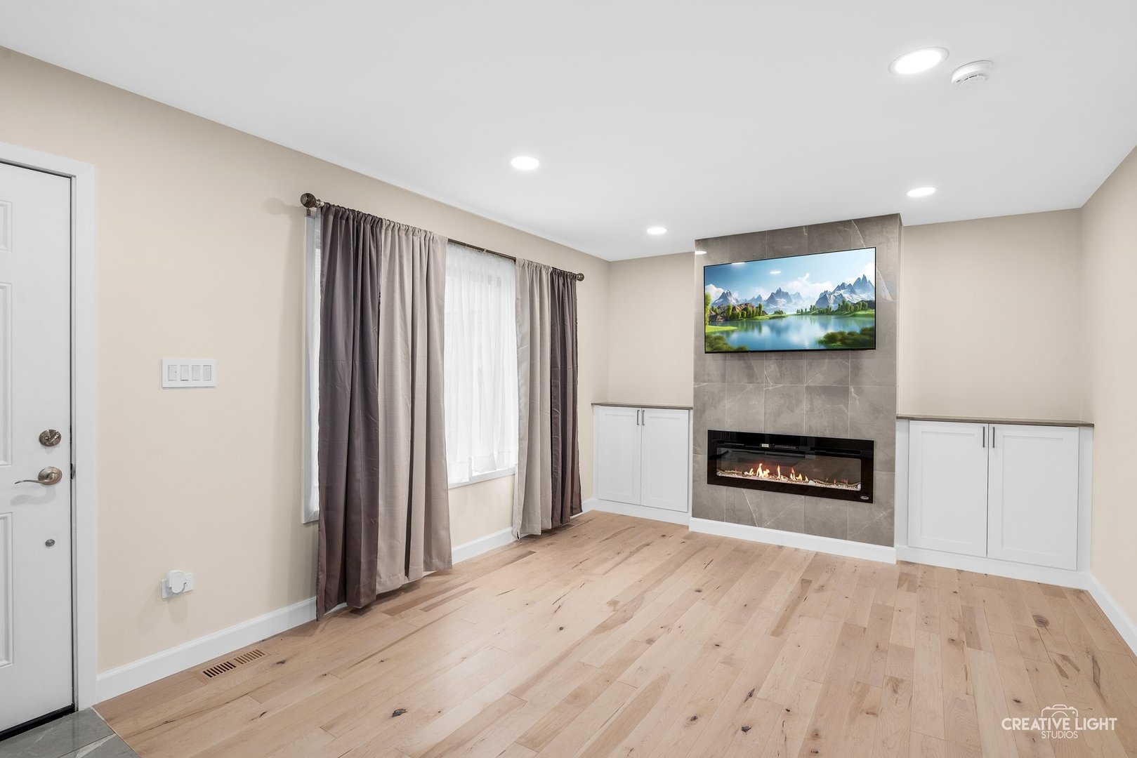 401 Salem Square, Bolingbrook, IL 60440