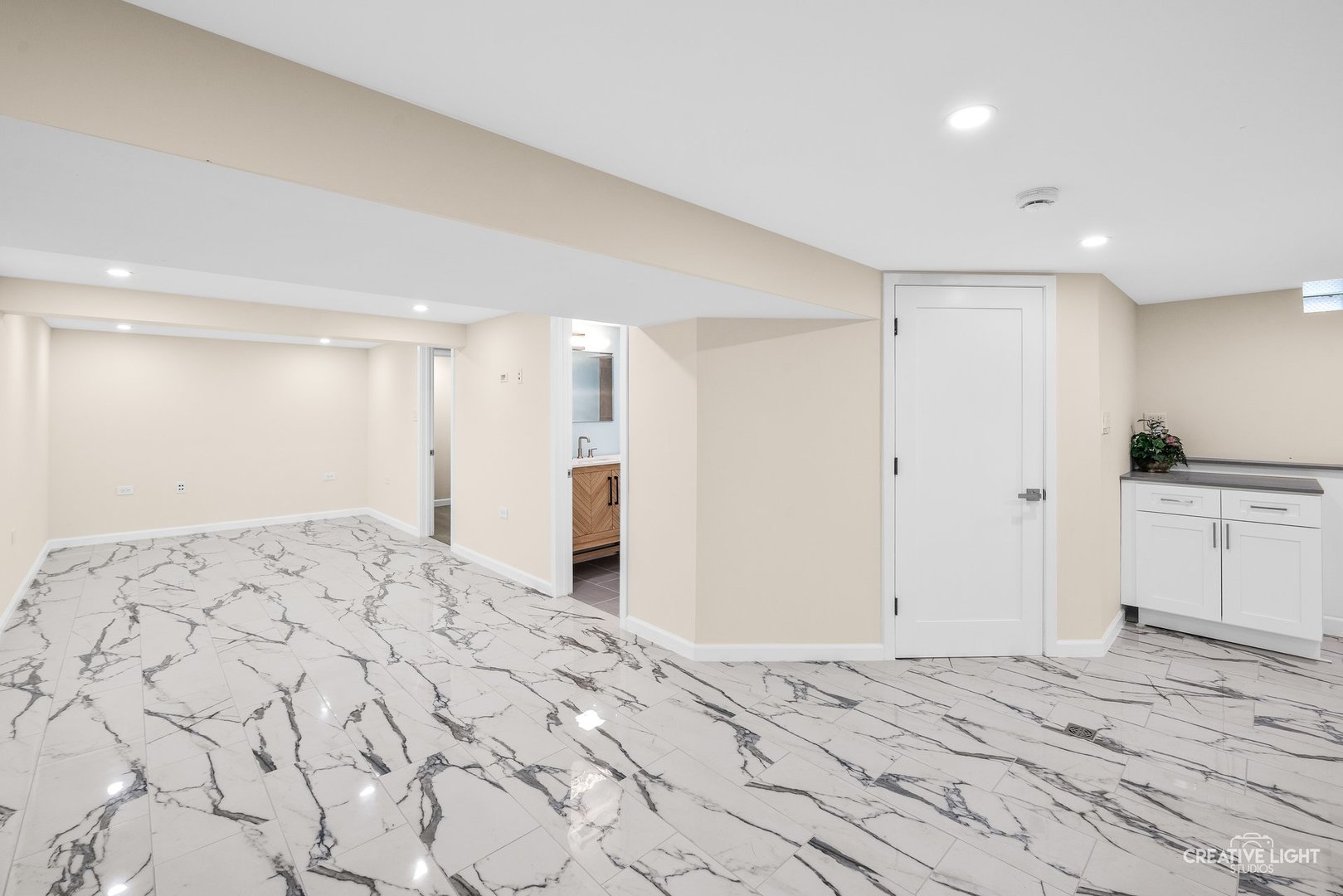 401 Salem Square, Bolingbrook, IL 60440