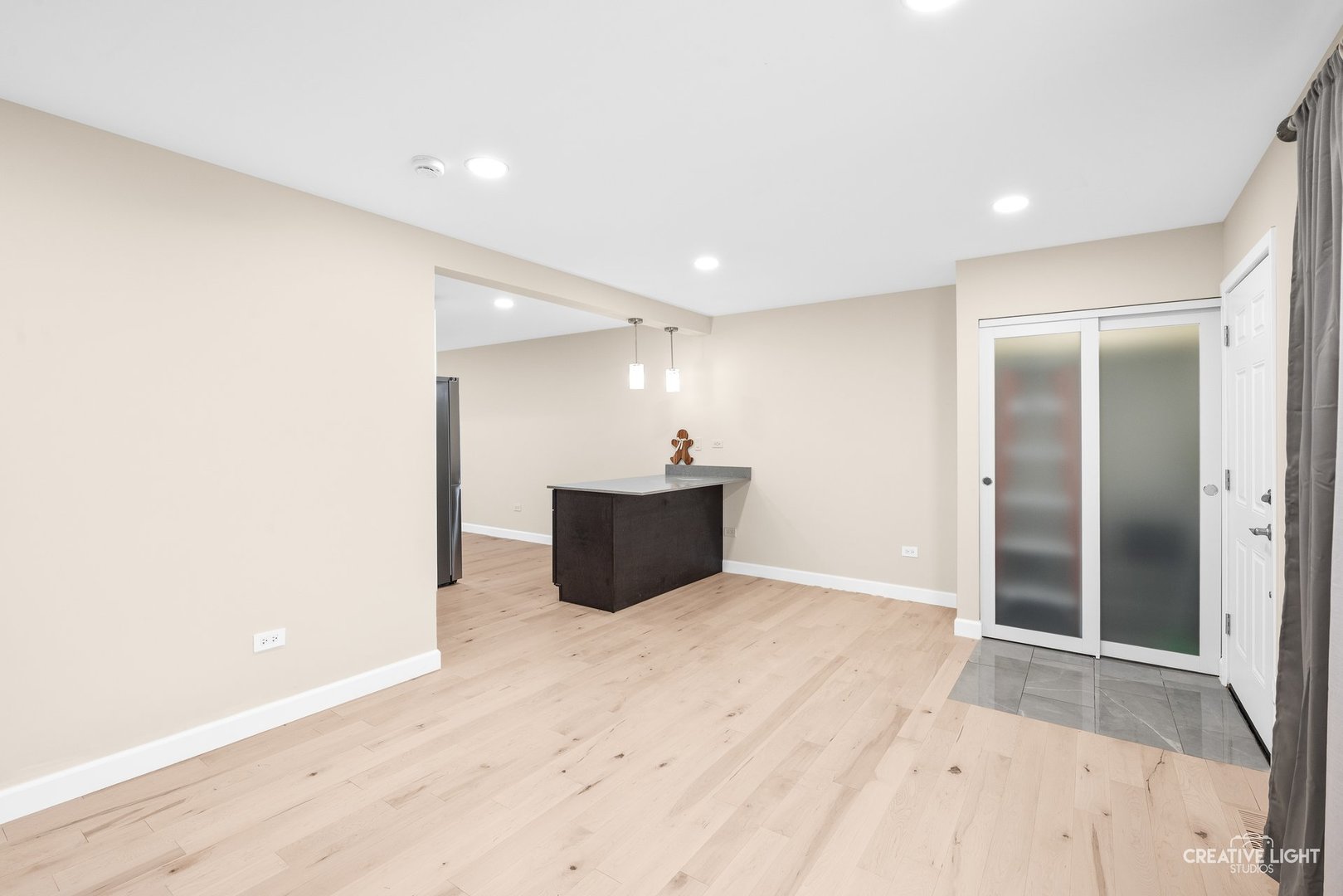 401 Salem Square, Bolingbrook, IL 60440