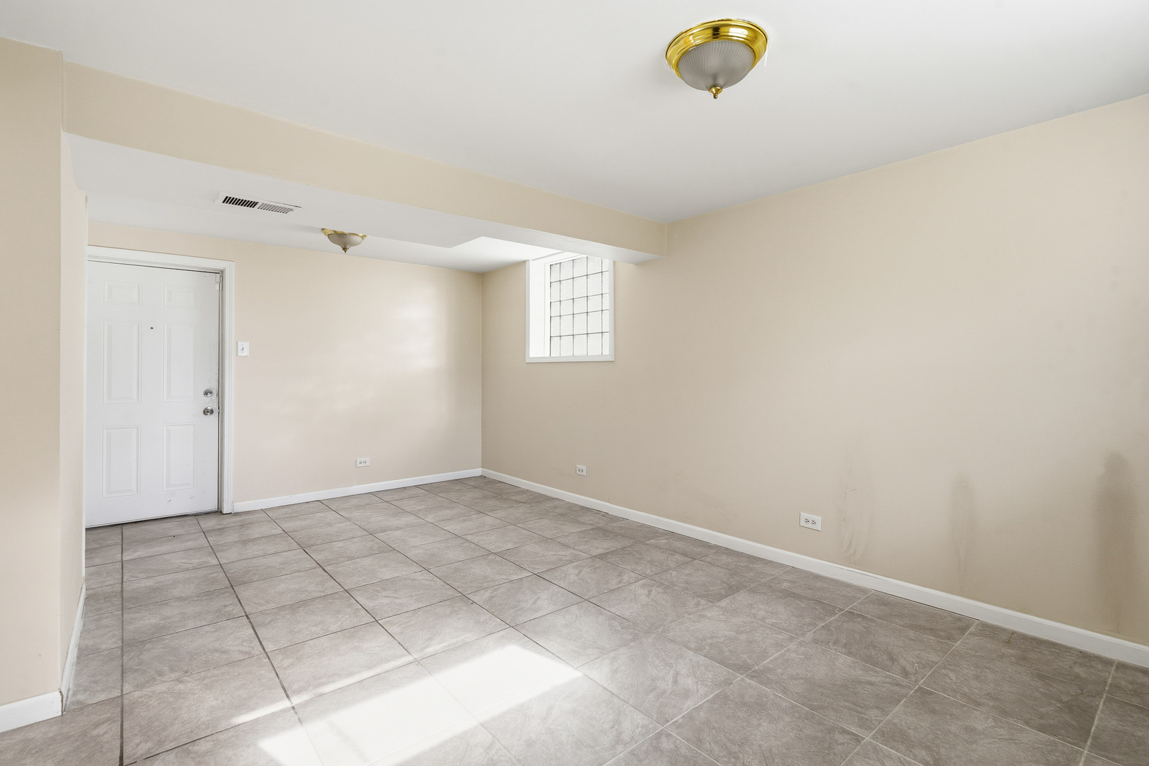 15637 Avalon Avenue, South Holland, IL 60473