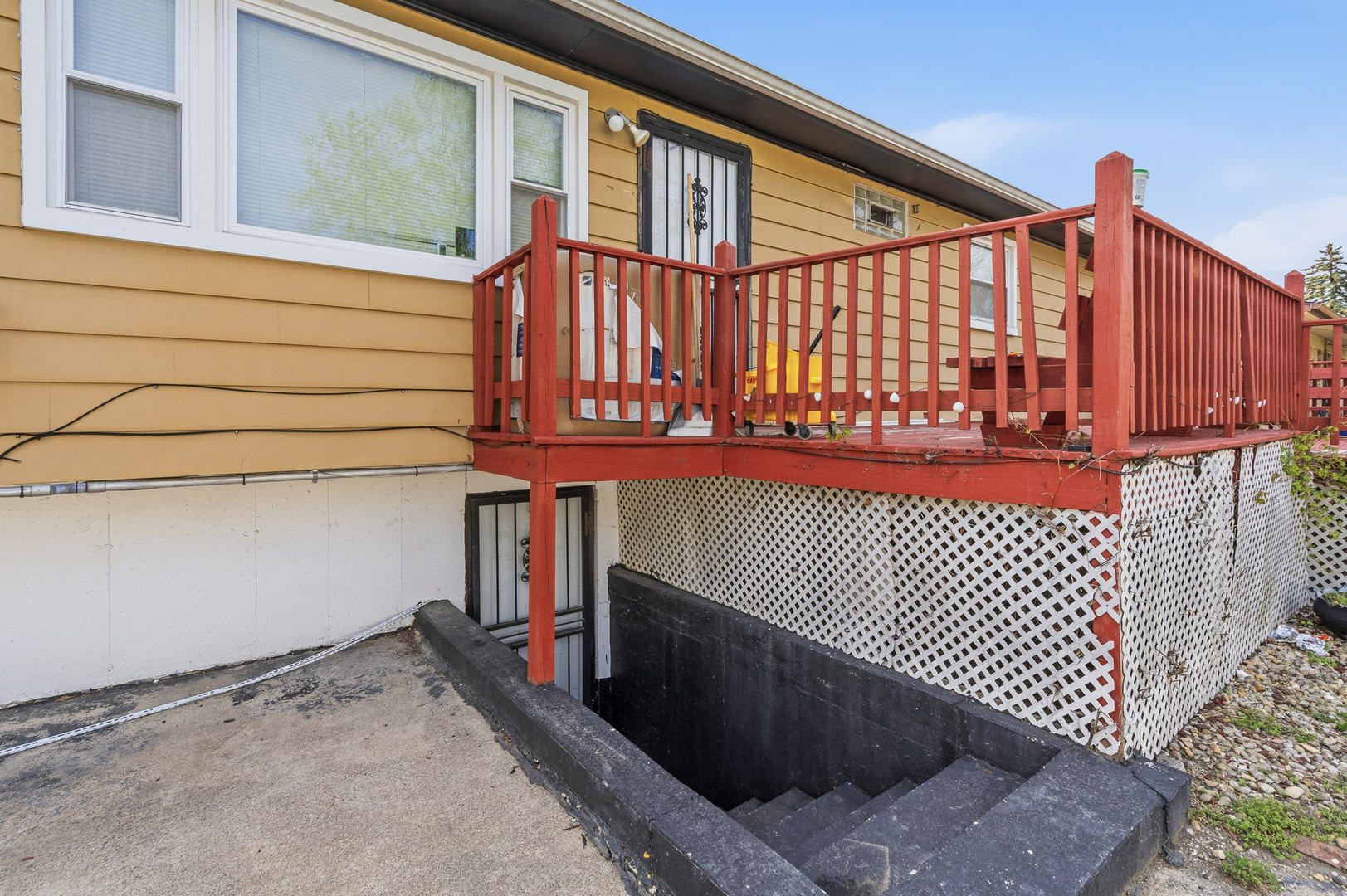 15637 Avalon Avenue, South Holland, IL 60473