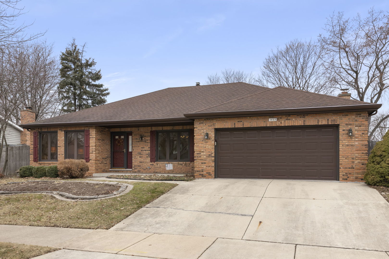 1653 Kenyon Drive, Naperville, IL 60565