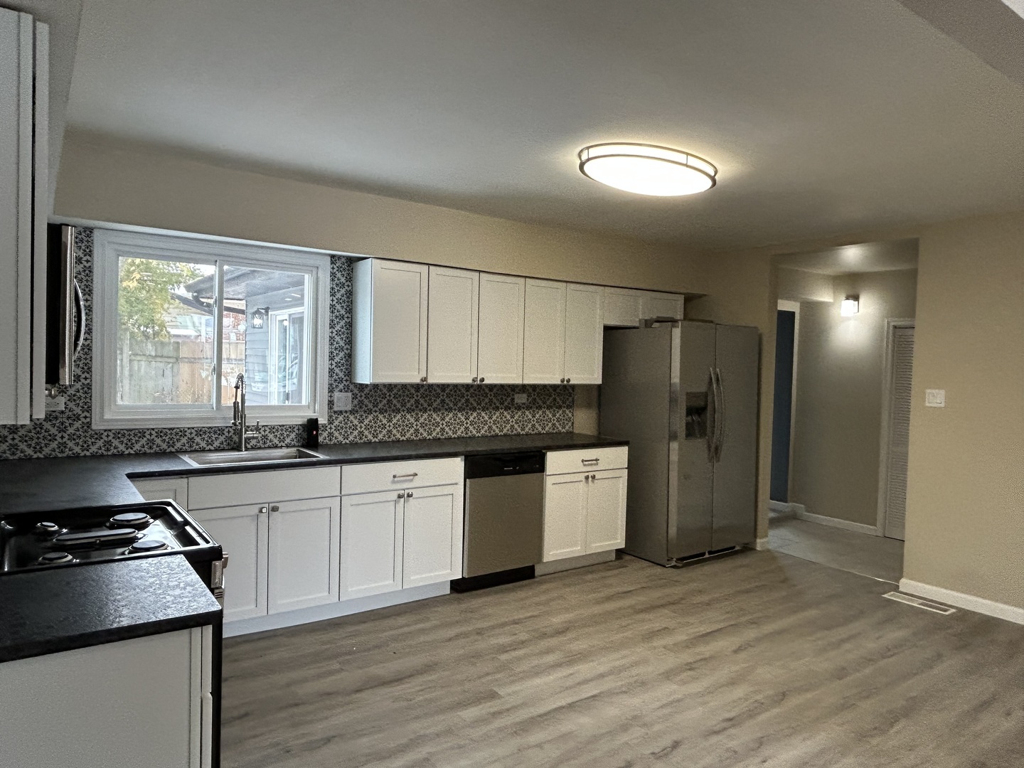 176 Craig Drive, Chicago Heights, IL 60411