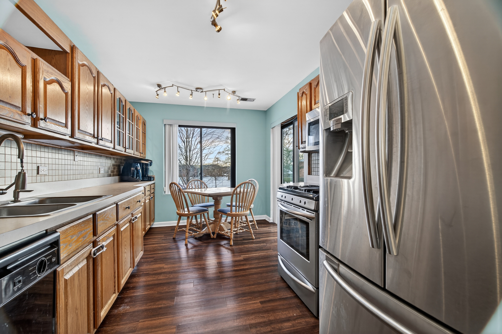 6755 180th Street #6, Tinley Park, IL 60477