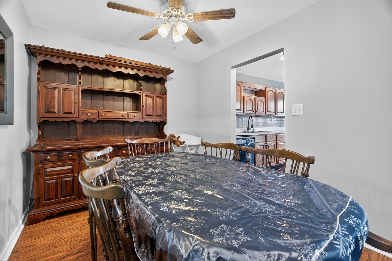 6755 180th Street #6, Tinley Park, IL 60477