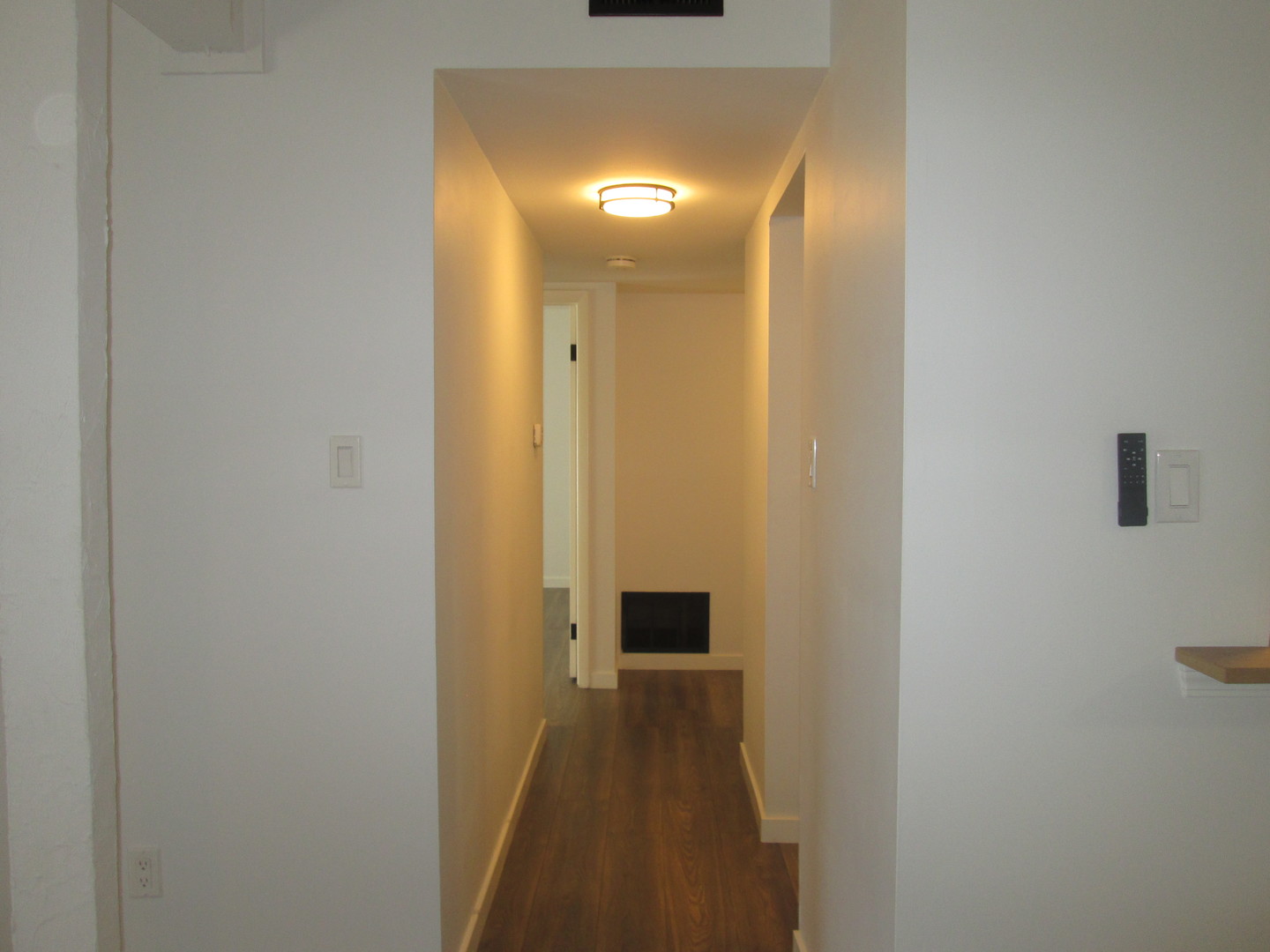 800 Brook Drive #1, Streamwood, IL 60107