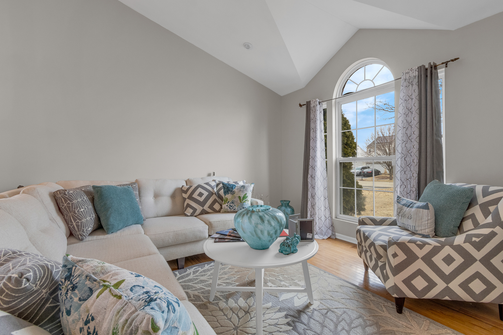 2009 ASHBROOK Court, Plainfield, IL 60586