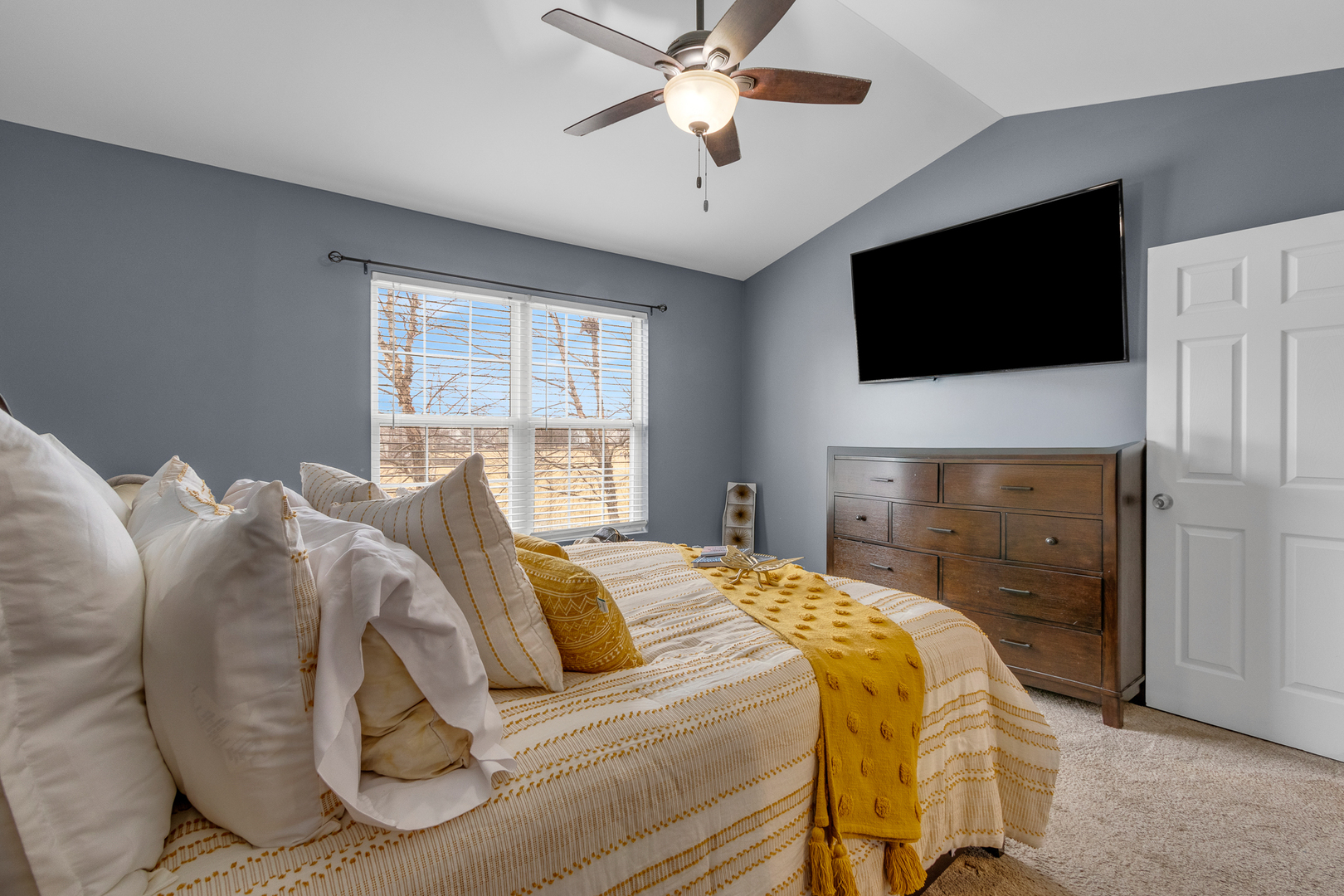 2009 ASHBROOK Court, Plainfield, IL 60586