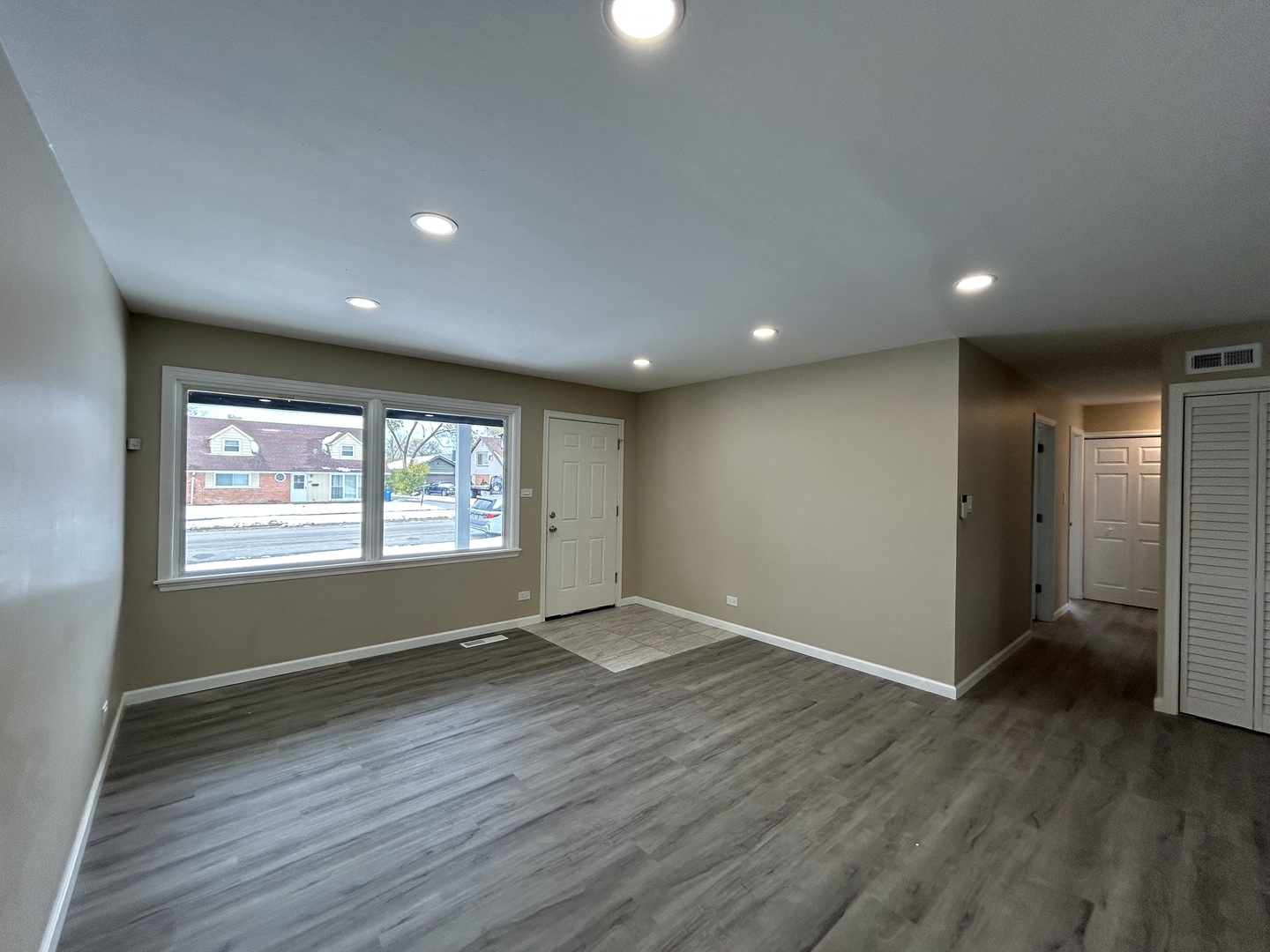 176 Craig Drive, Chicago Heights, IL 60411