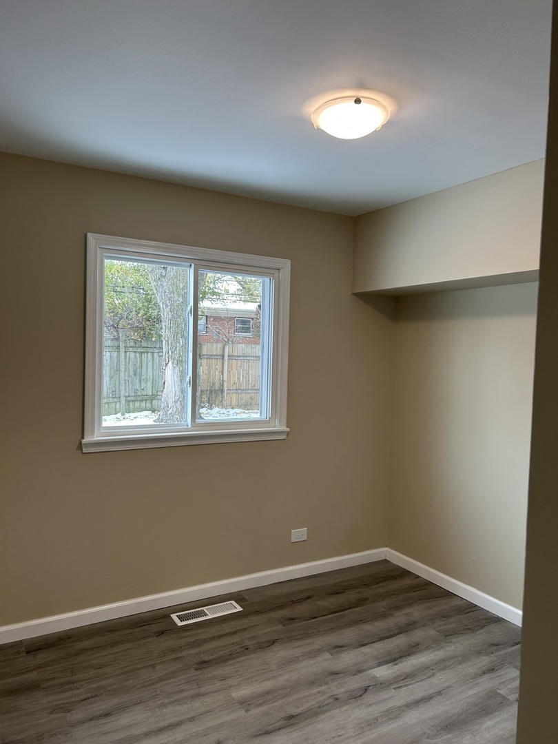 176 Craig Drive, Chicago Heights, IL 60411