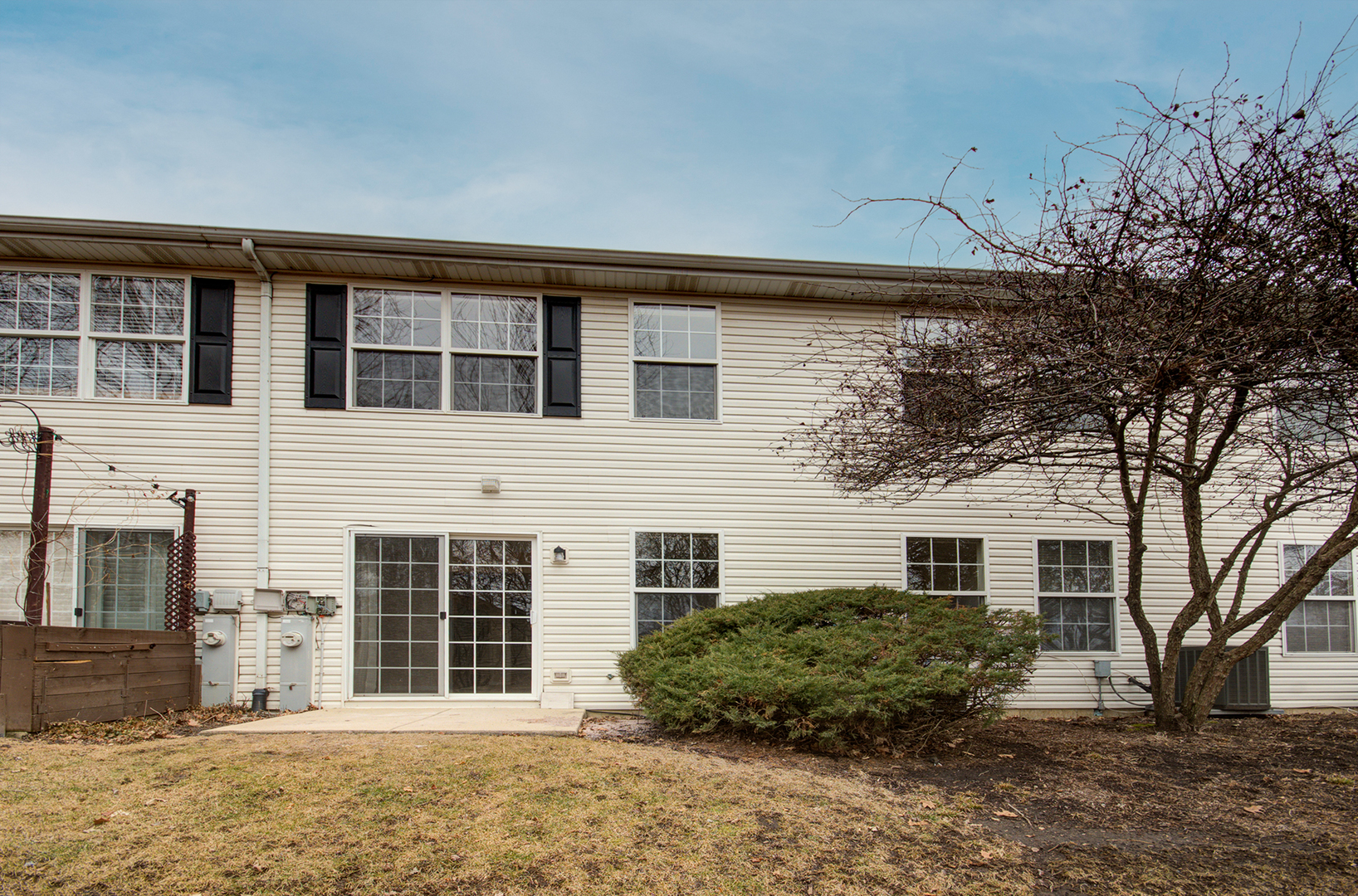 2421 Stoughton Circle #2421, Aurora, IL 60502