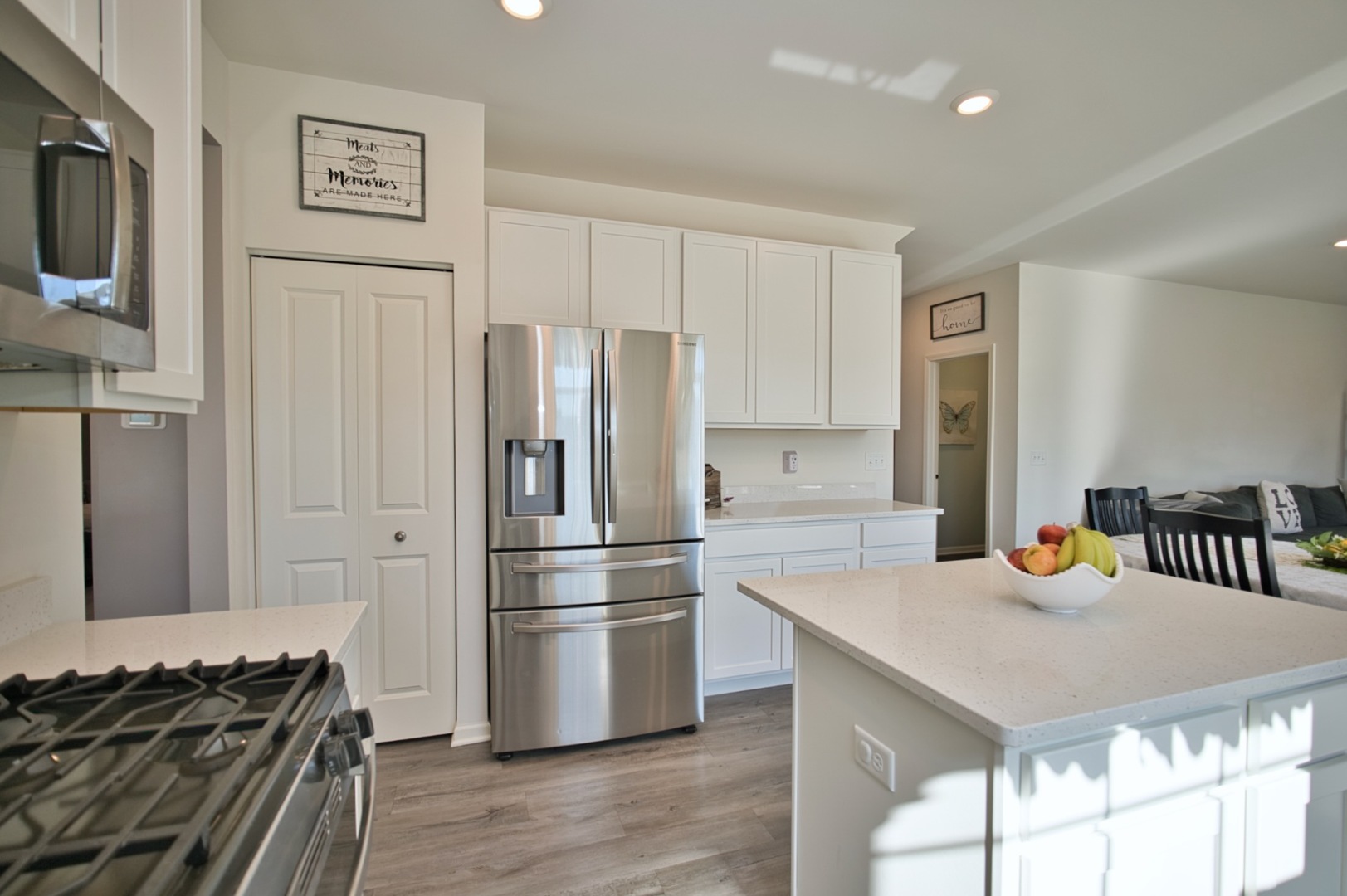 574 Coach Road, Yorkville, IL 60560