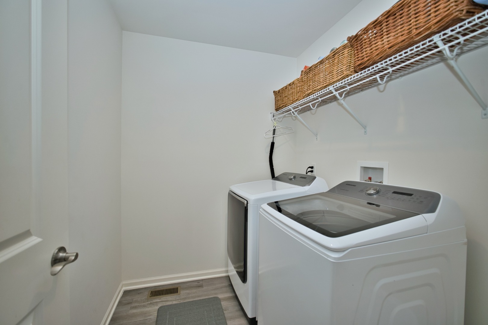 574 Coach Road, Yorkville, IL 60560