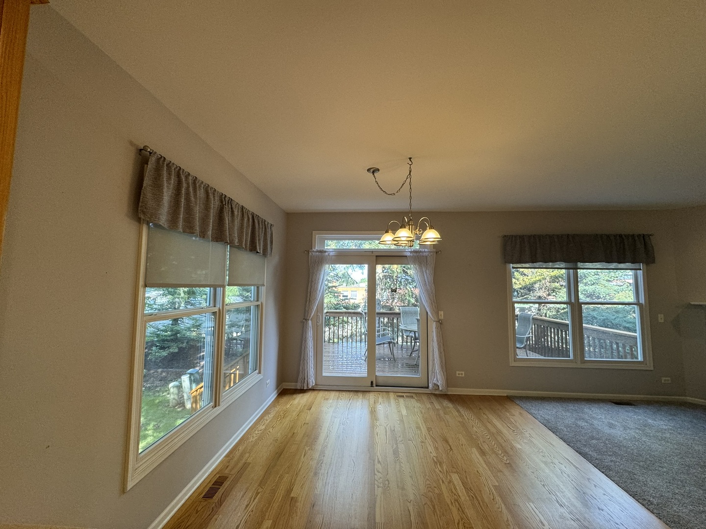 1N061 Mission Court #1N061, Winfield, IL 60190