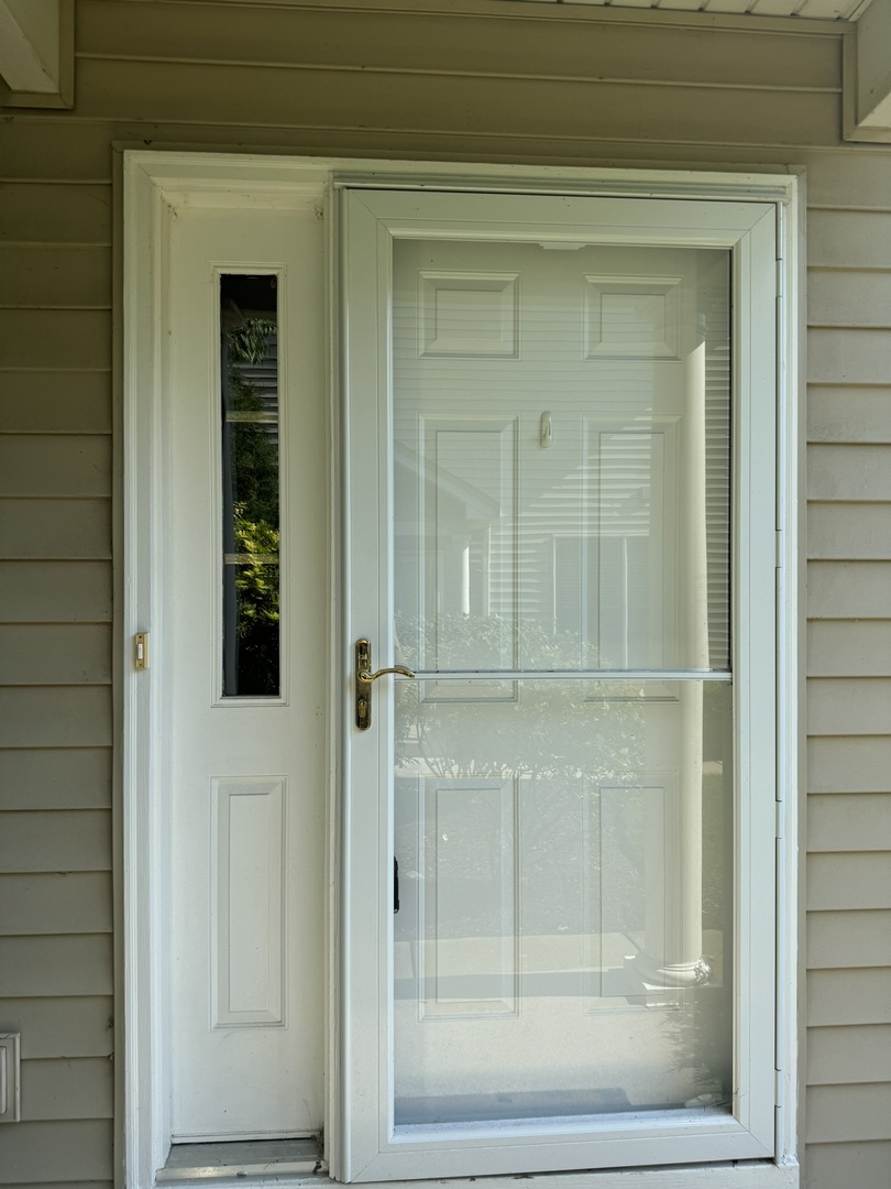 1N061 Mission Court #1N061, Winfield, IL 60190