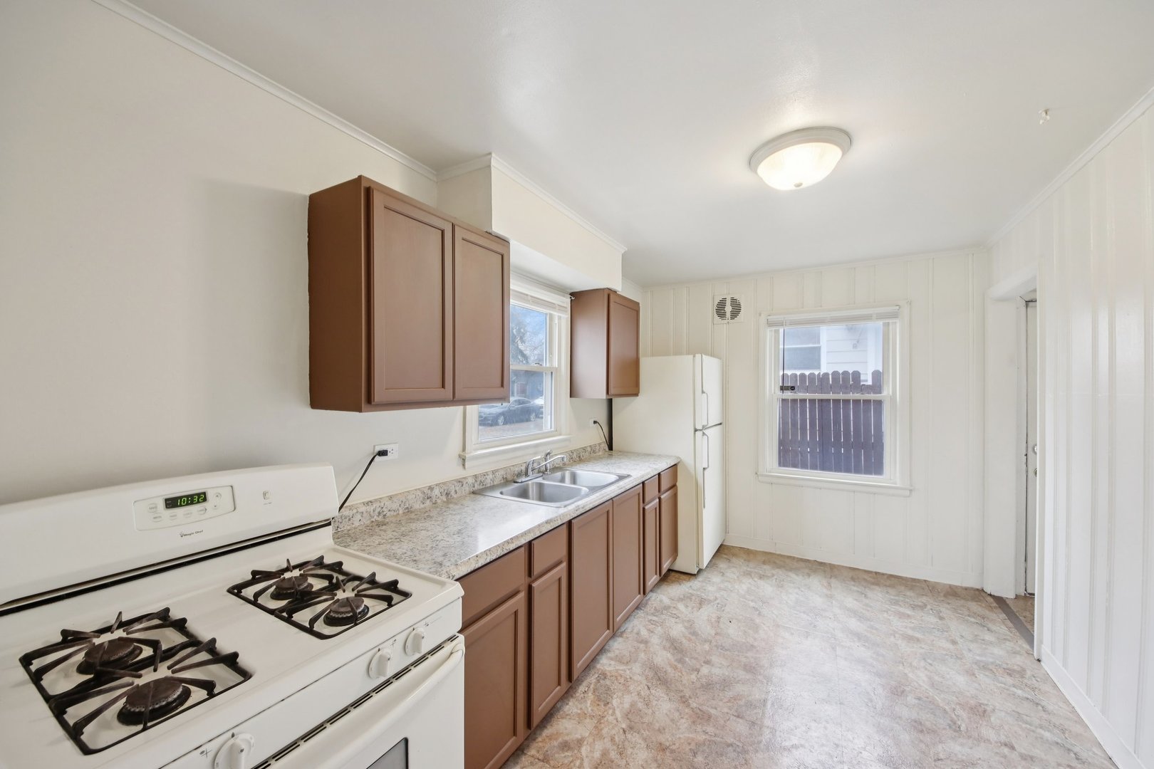 16738 Crane Avenue, Hazel Crest, IL 60429