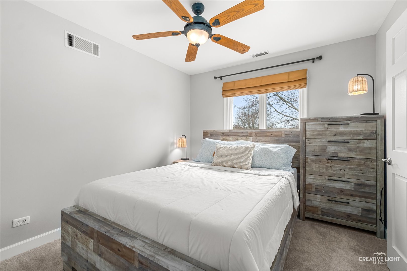 39W796 Dairyherd Lane, St. Charles, IL 60175