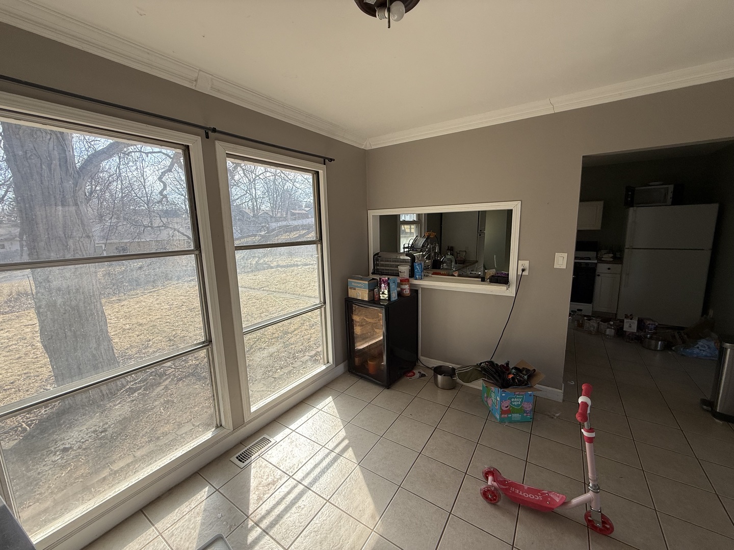 4113 W Crystal Lake Road, McHenry, IL 60050