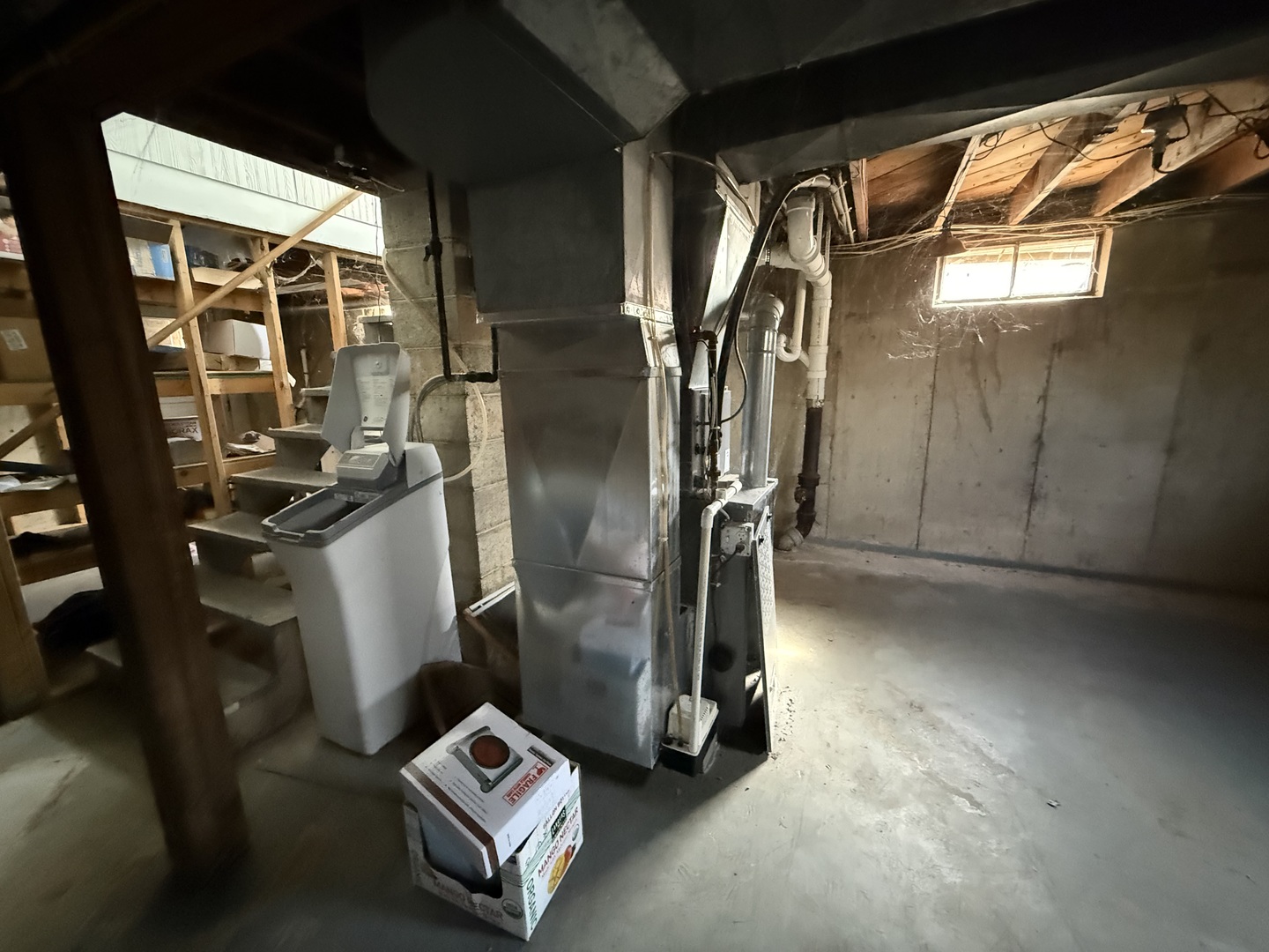 4113 W Crystal Lake Road, McHenry, IL 60050