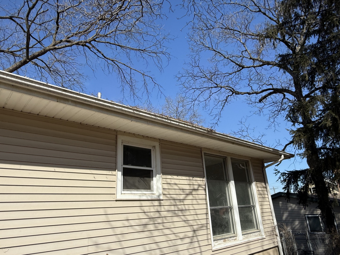 4113 W Crystal Lake Road, McHenry, IL 60050