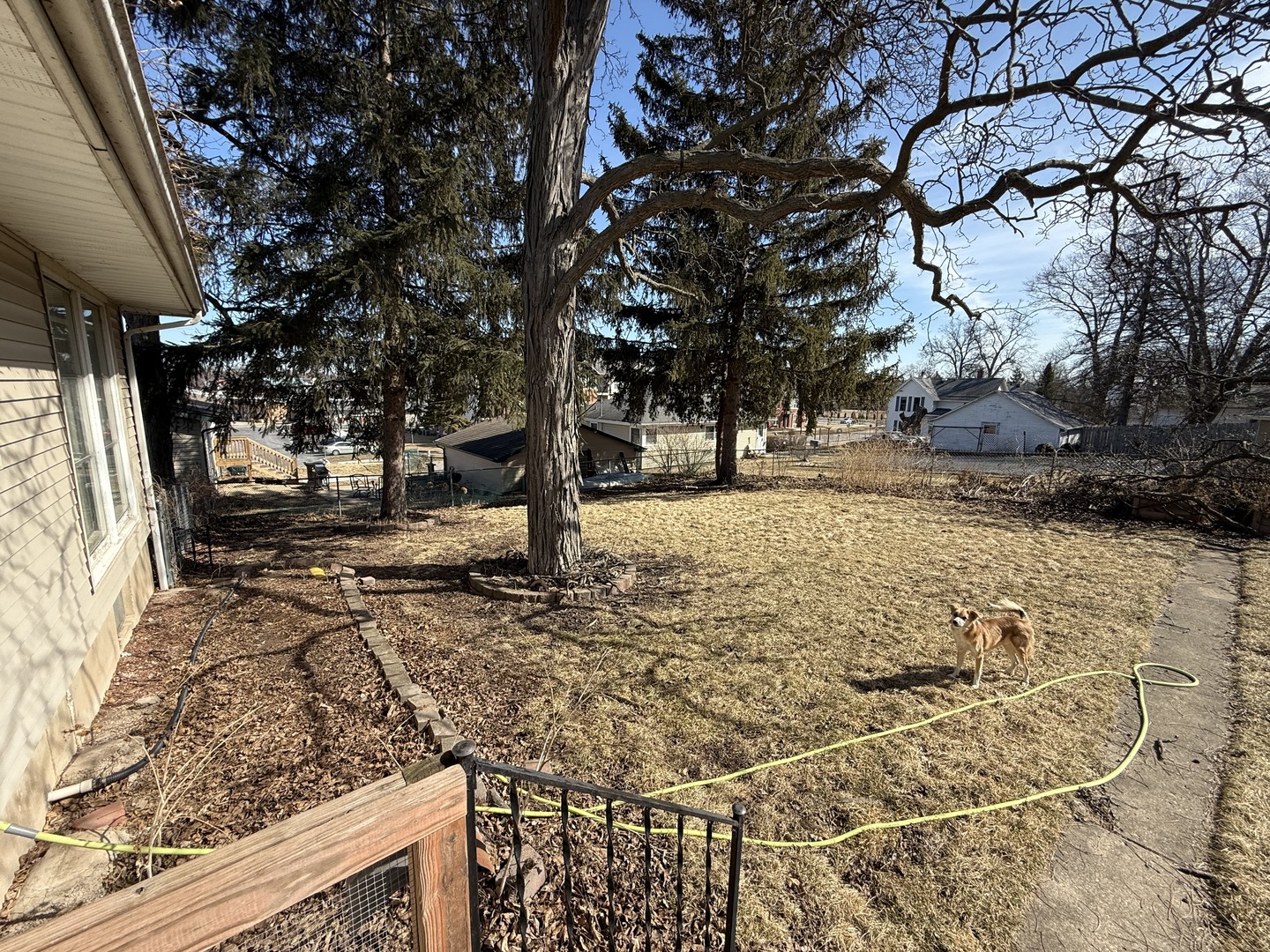 4113 W Crystal Lake Road, McHenry, IL 60050