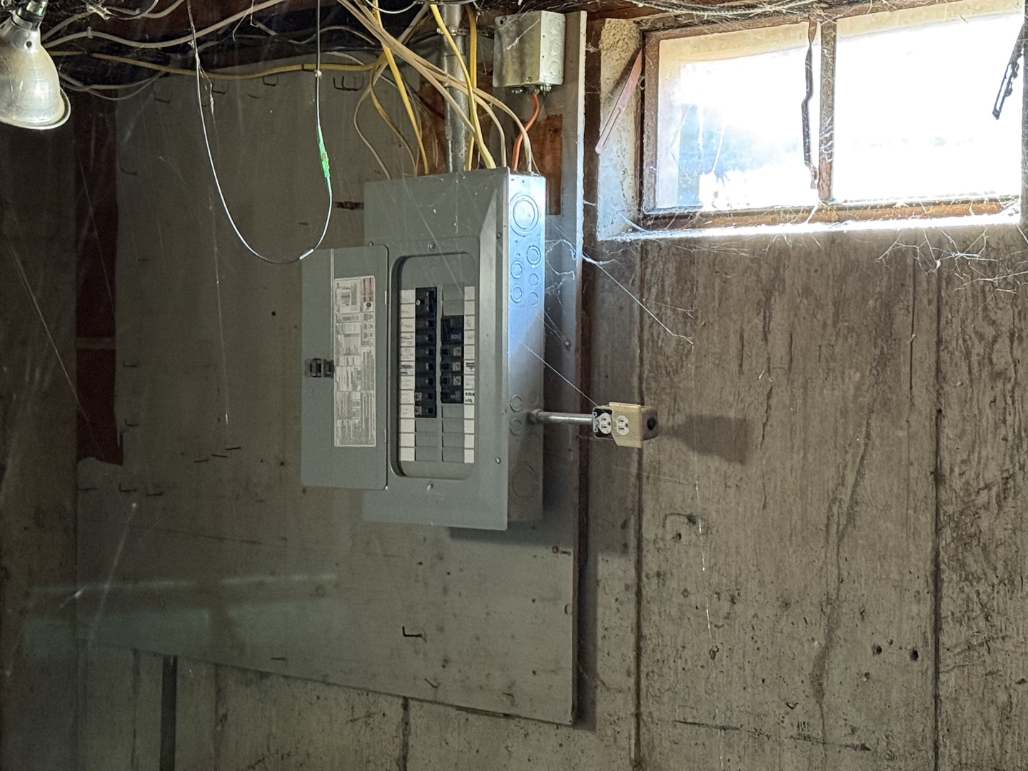 4113 W Crystal Lake Road, McHenry, IL 60050