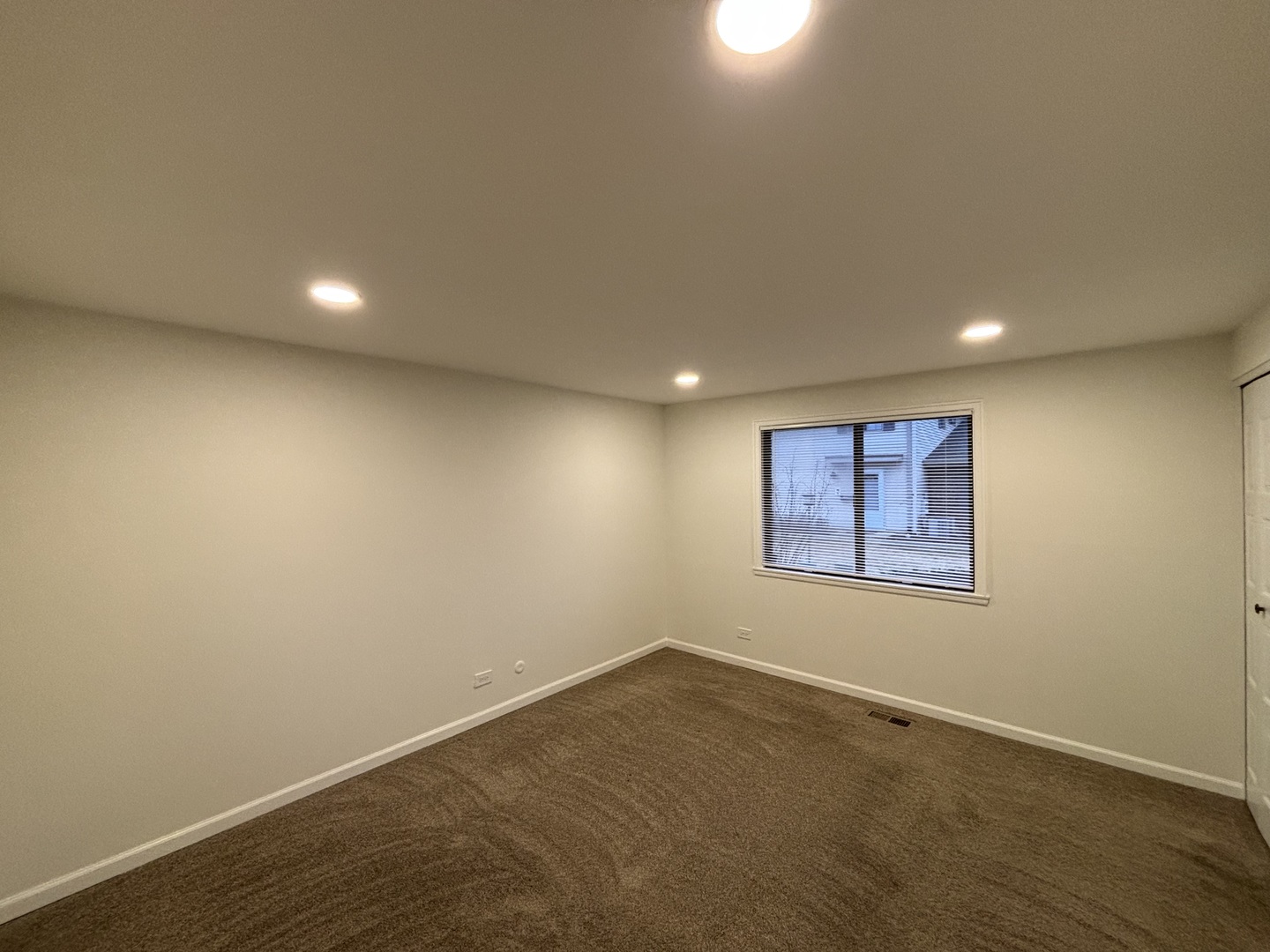 236 Whidah Court #236, Schaumburg, IL 60194