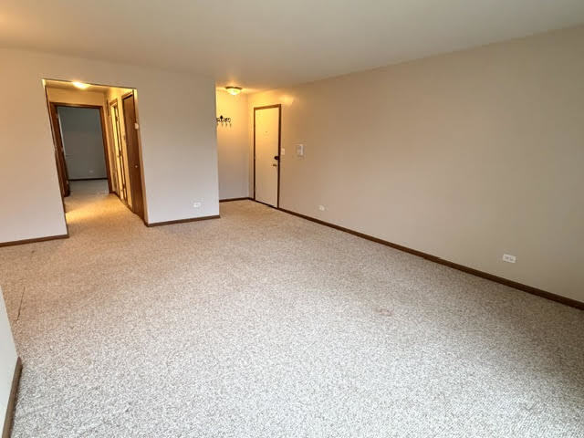 1560 Thornfield Lane #3, Roselle, IL 60172