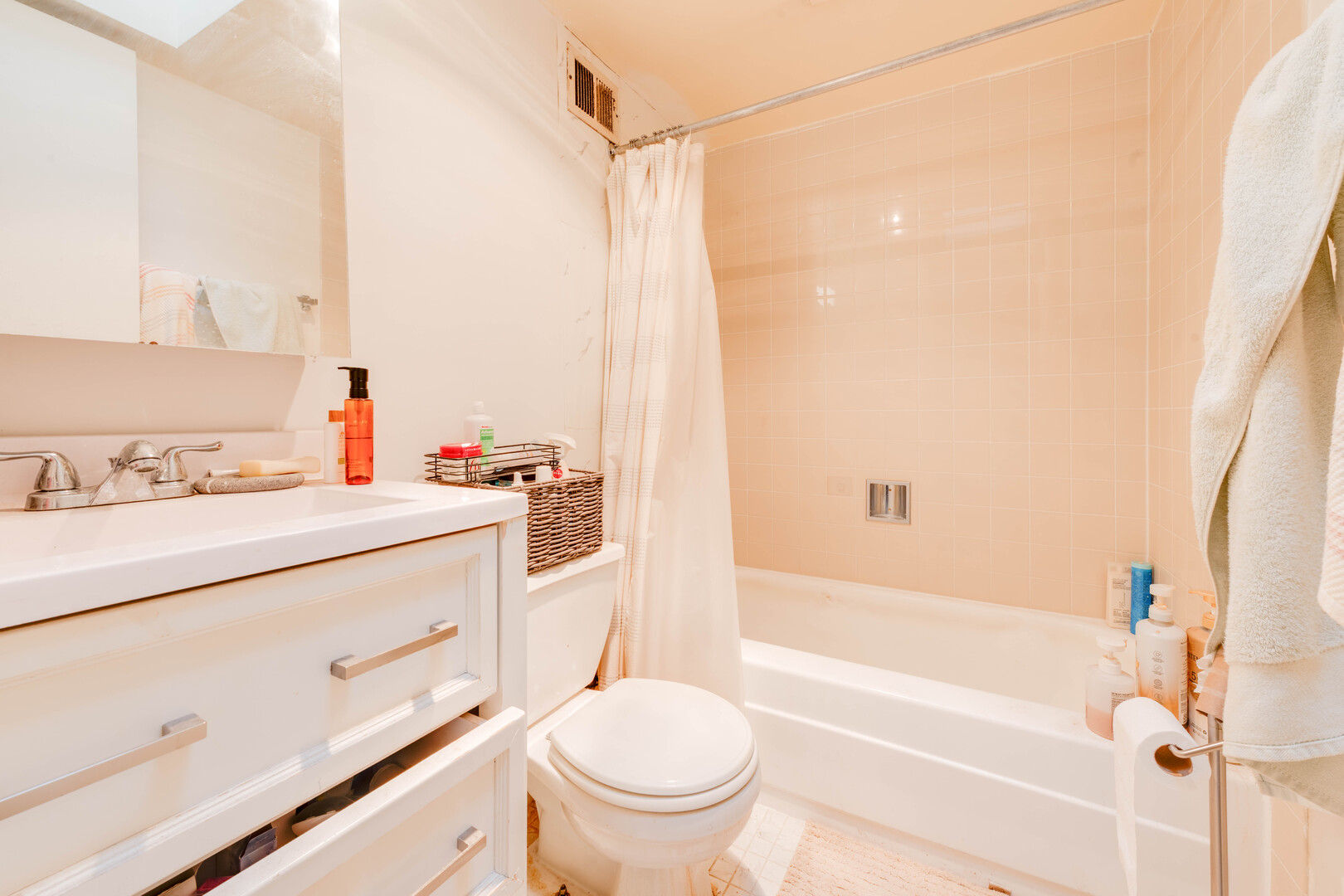 2941 S Michigan Avenue #504, Chicago, IL 60616