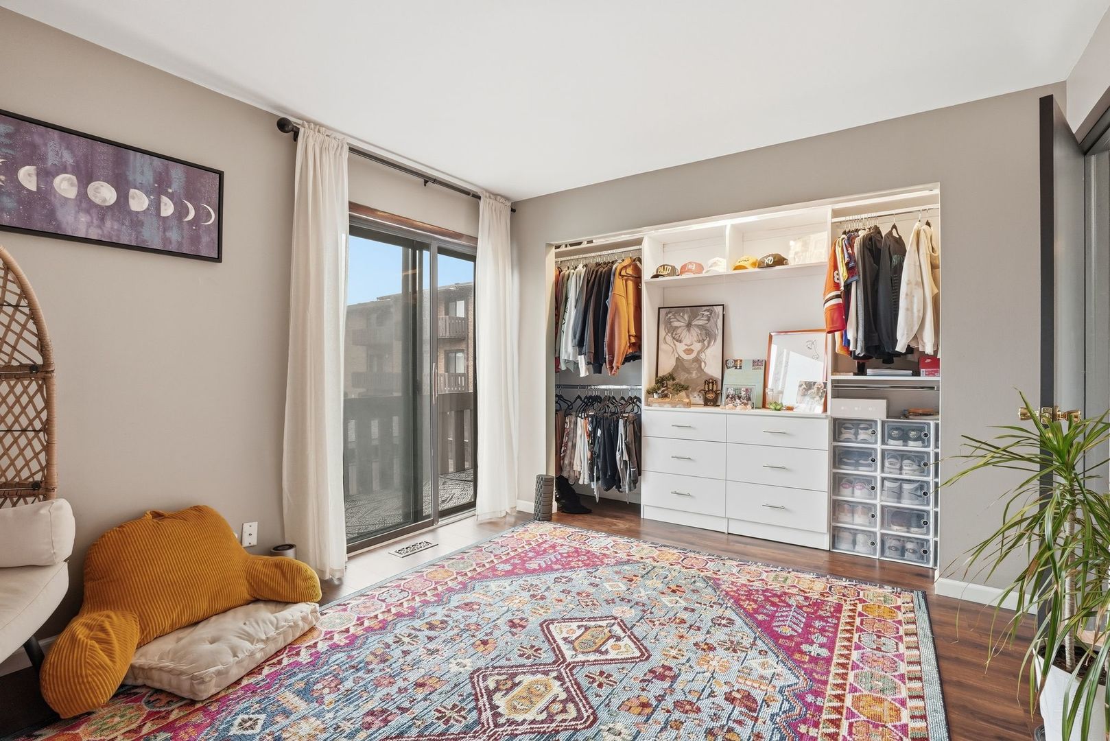 310 SHERIDAN Drive #1D, Willowbrook, IL 60527