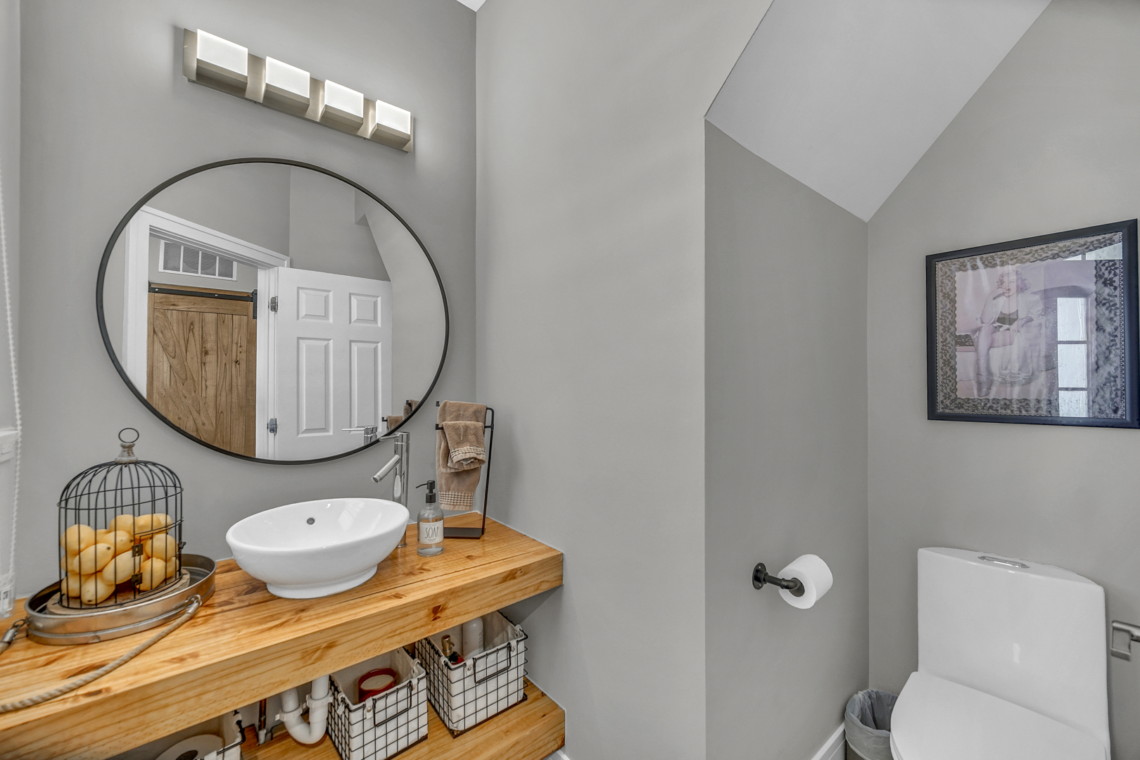 1965 BLACKBERRY Lane, Hoffman Estates, IL 60169