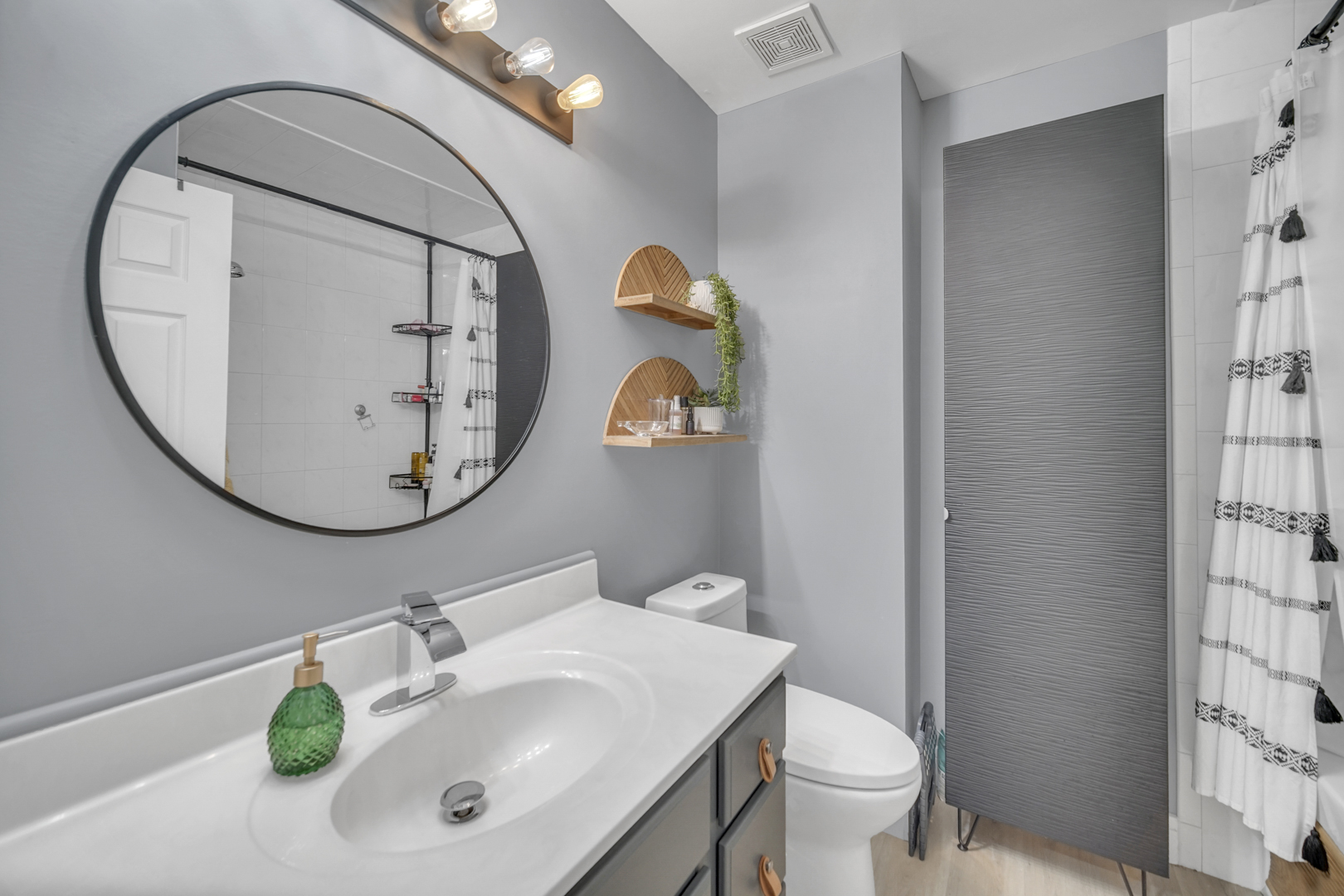 1965 BLACKBERRY Lane, Hoffman Estates, IL 60169