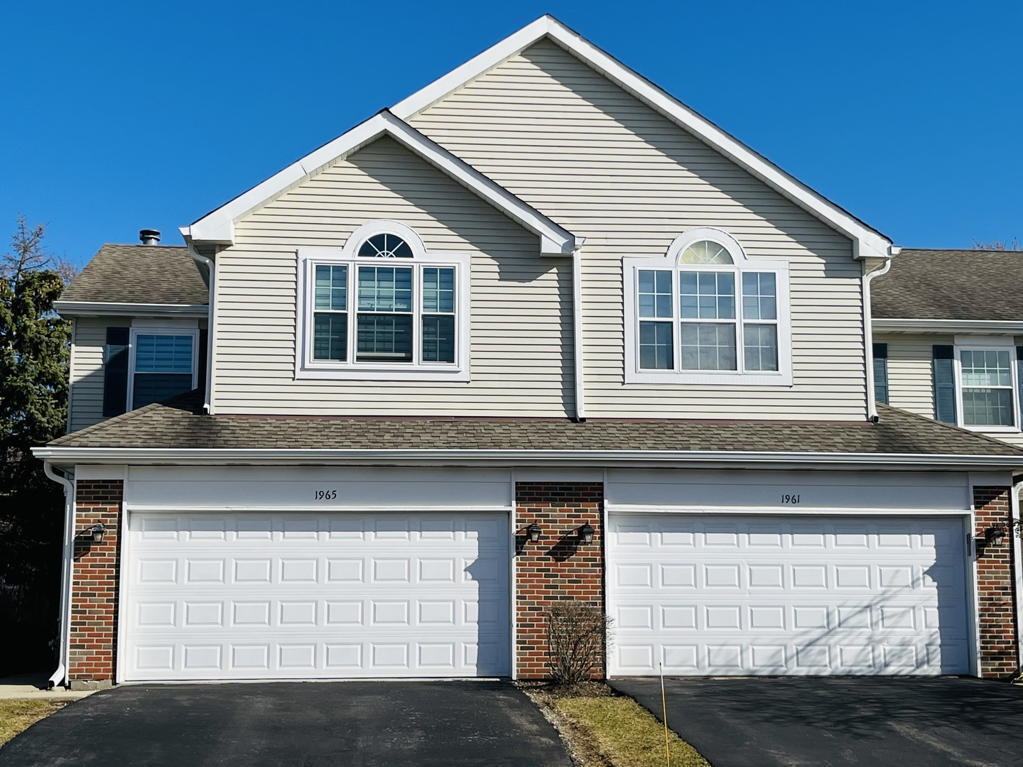 1965 BLACKBERRY Lane, Hoffman Estates, IL 60169