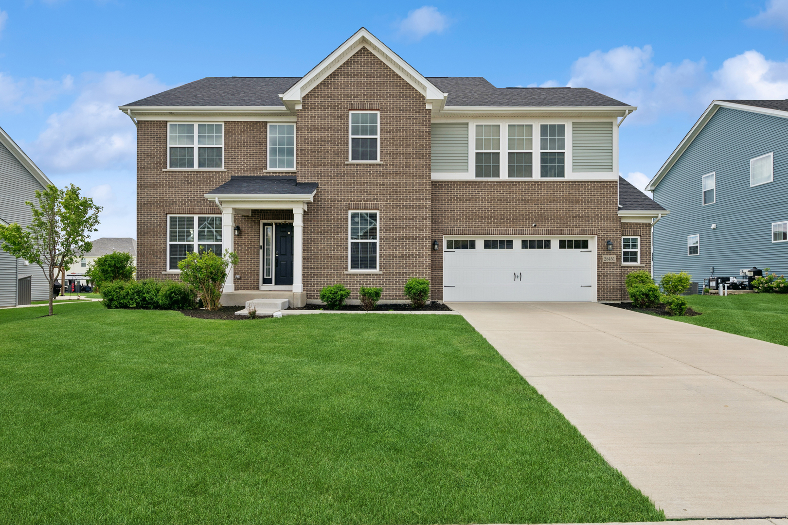 25451 Medinah Lane, Shorewood, IL 60404