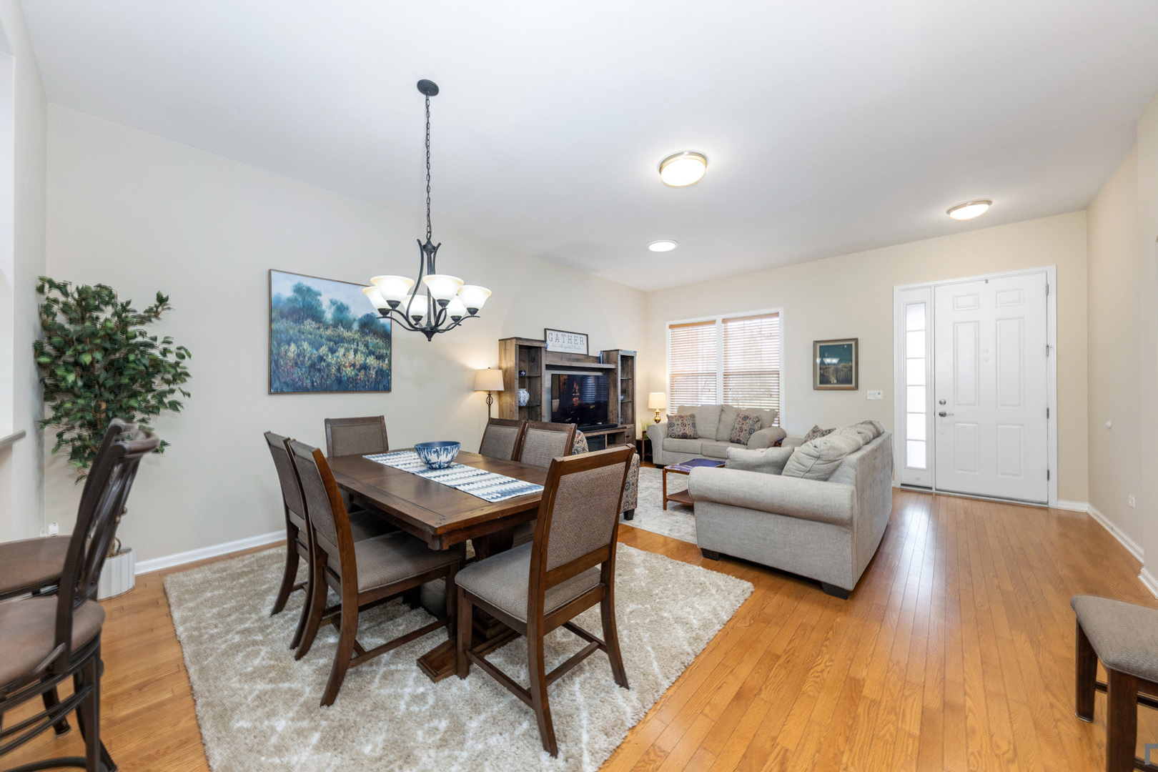 2852 Normandy Circle, Naperville, IL 60564