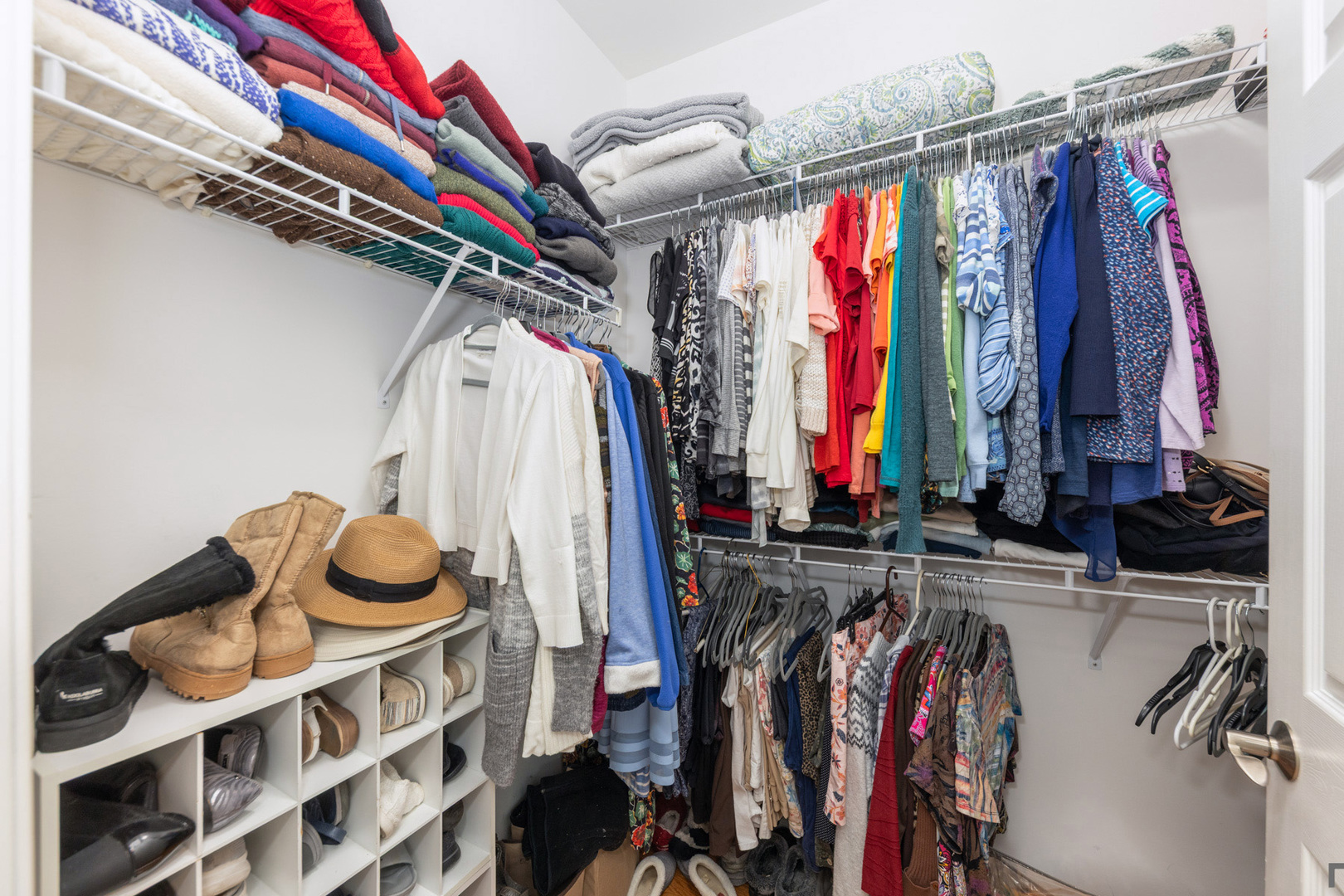 2852 Normandy Circle, Naperville, IL 60564