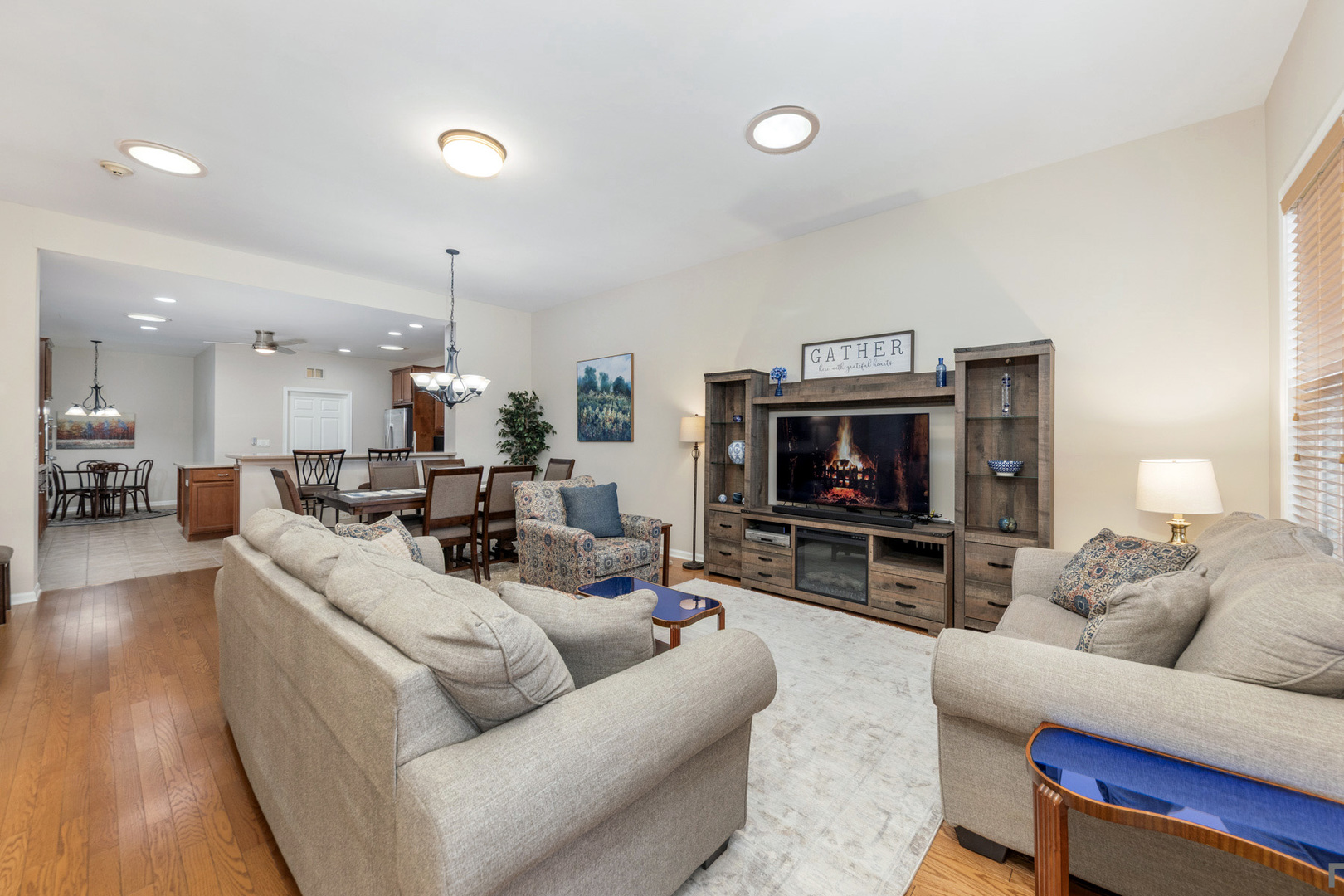 2852 Normandy Circle, Naperville, IL 60564