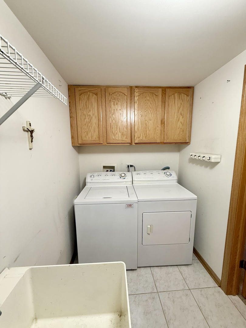 7928 Trinity Circle #2NW, Tinley Park, IL 60487