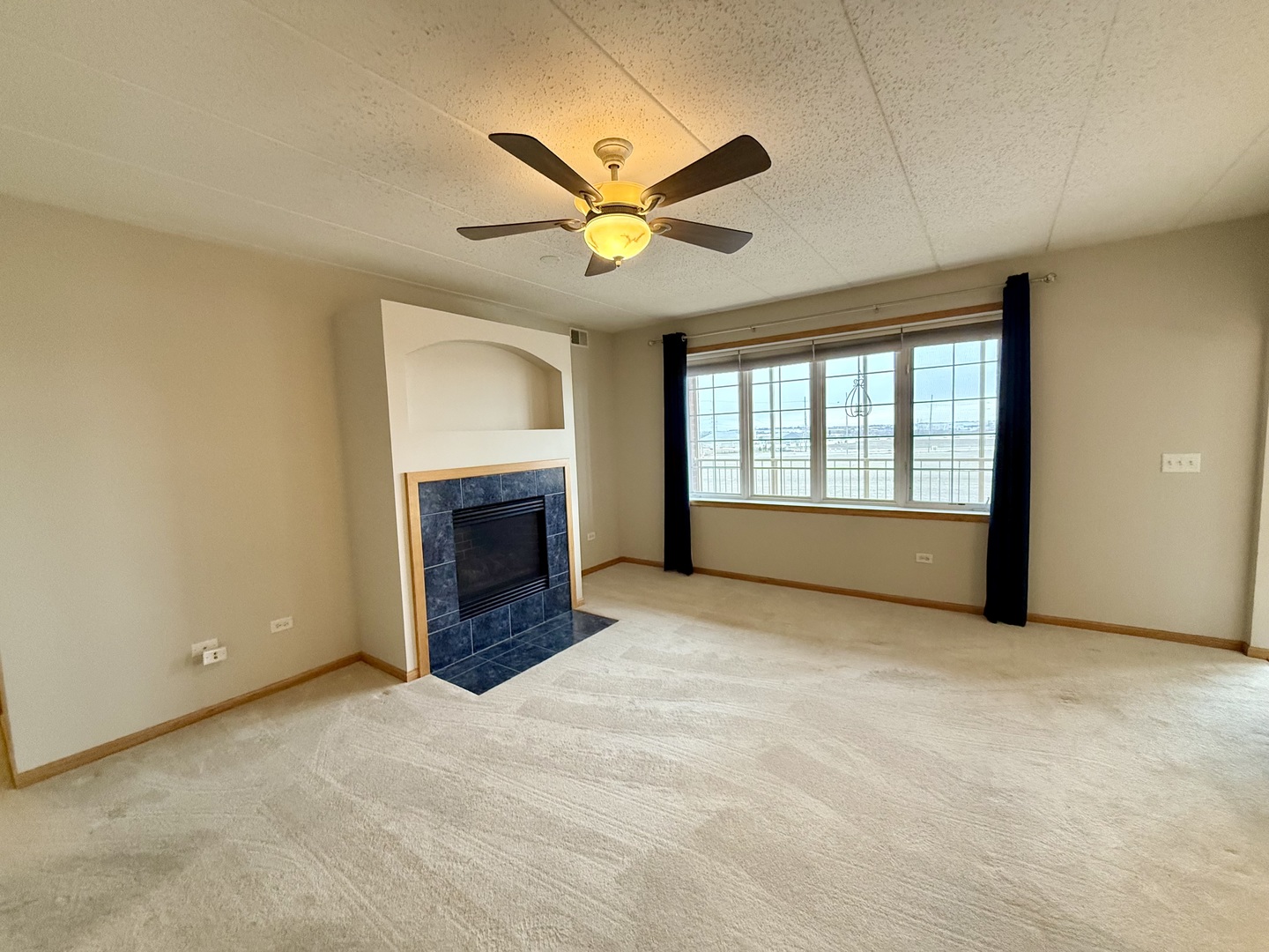 7928 Trinity Circle #2NW, Tinley Park, IL 60487