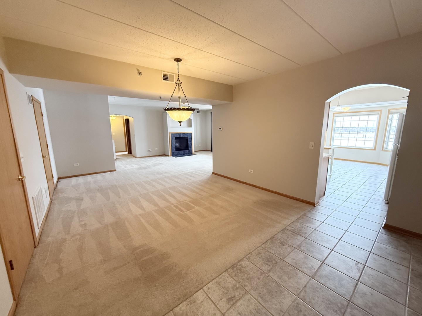 7928 Trinity Circle #2NW, Tinley Park, IL 60487