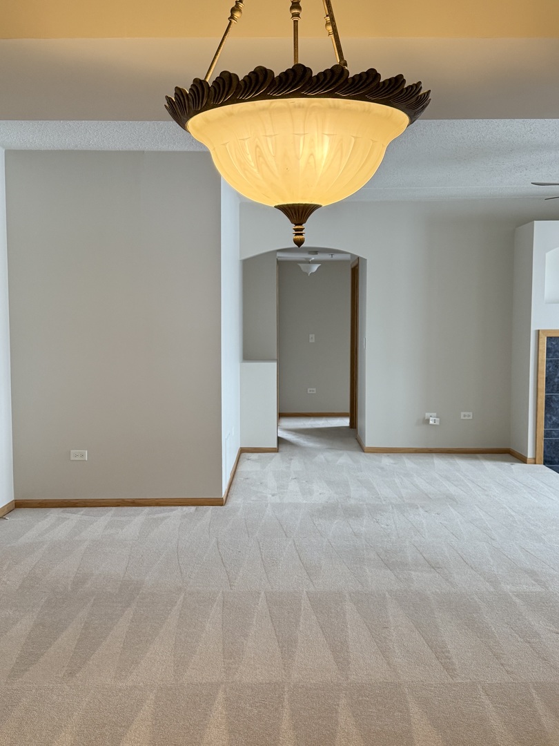 7928 Trinity Circle #2NW, Tinley Park, IL 60487