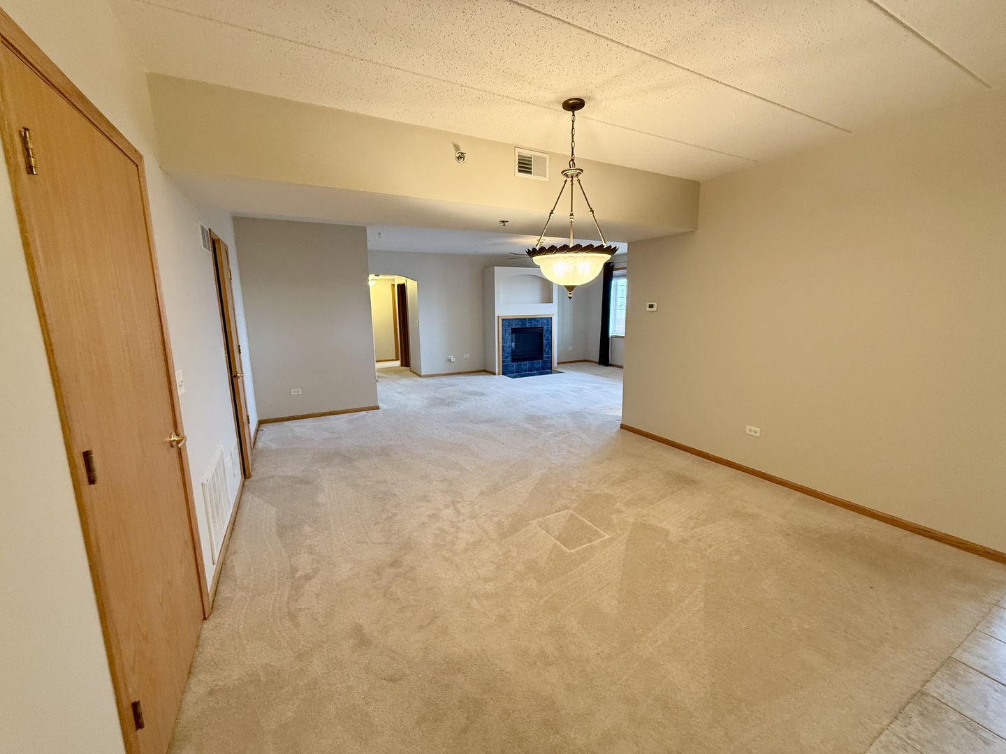 7928 Trinity Circle #2NW, Tinley Park, IL 60487