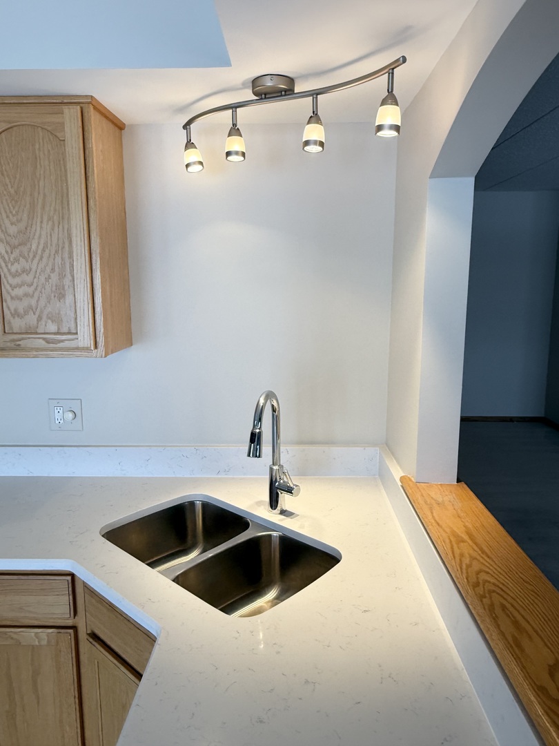 7928 Trinity Circle #2NW, Tinley Park, IL 60487