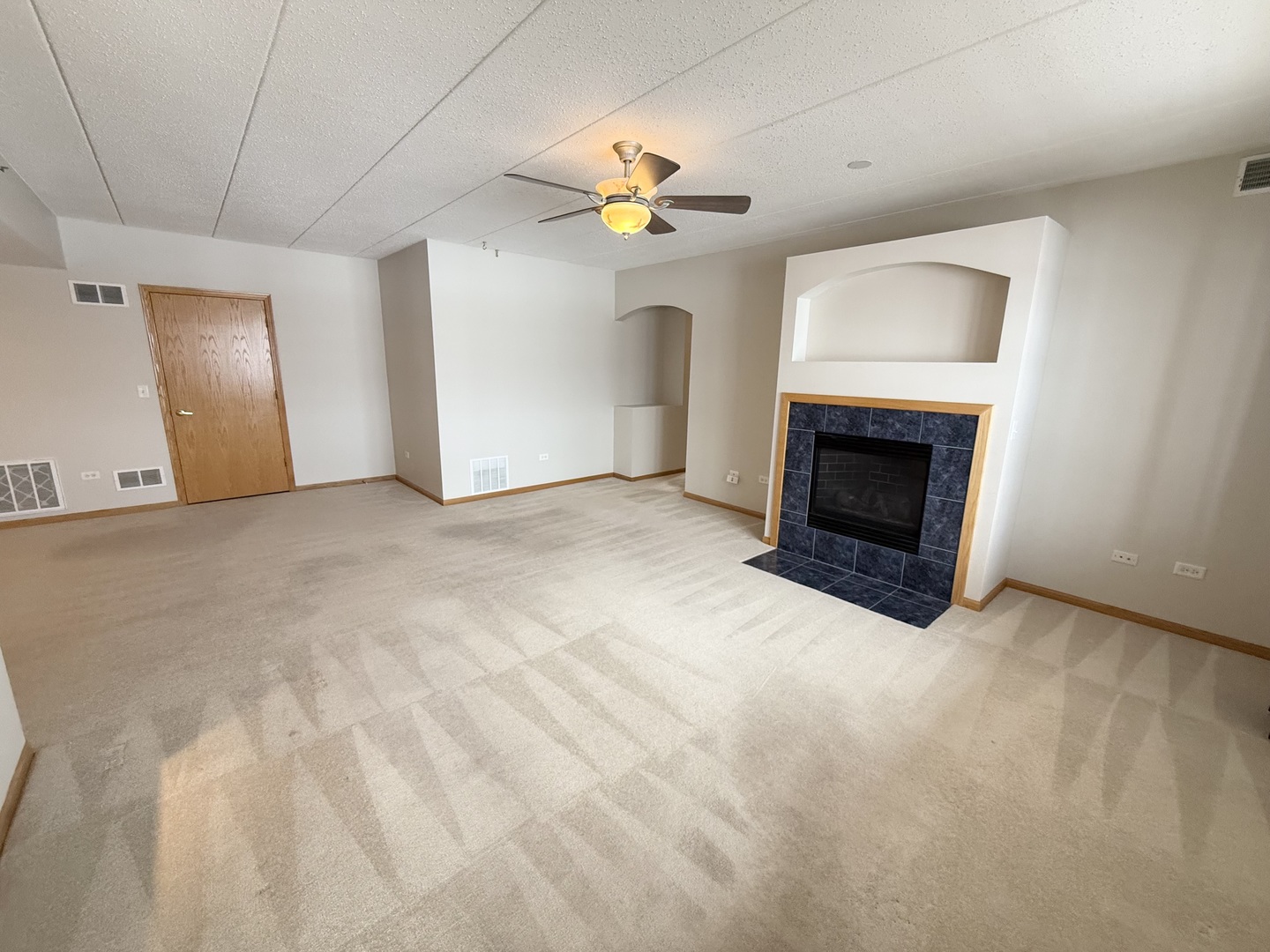 7928 Trinity Circle #2NW, Tinley Park, IL 60487